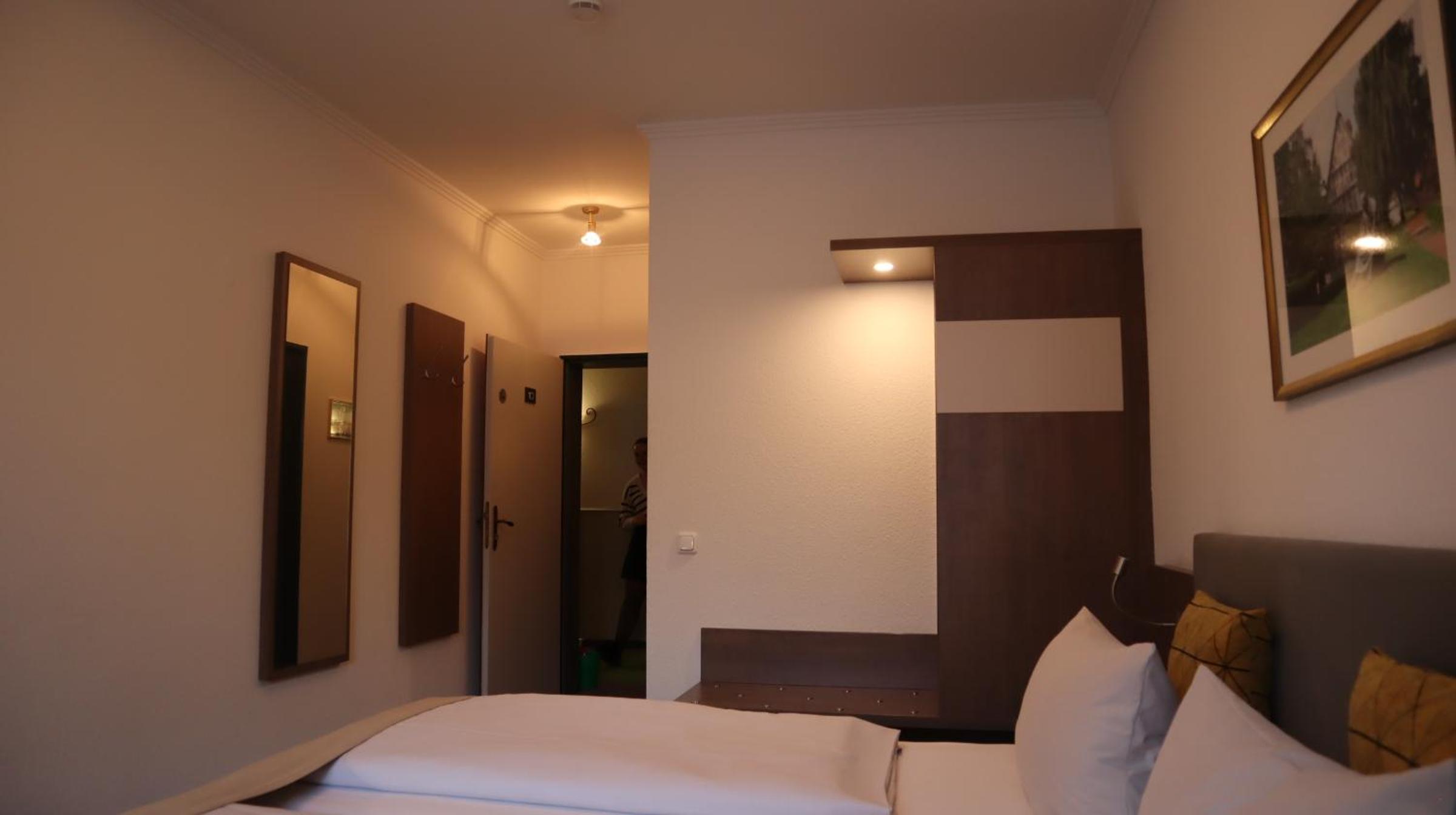 Standard Double Room photo 2