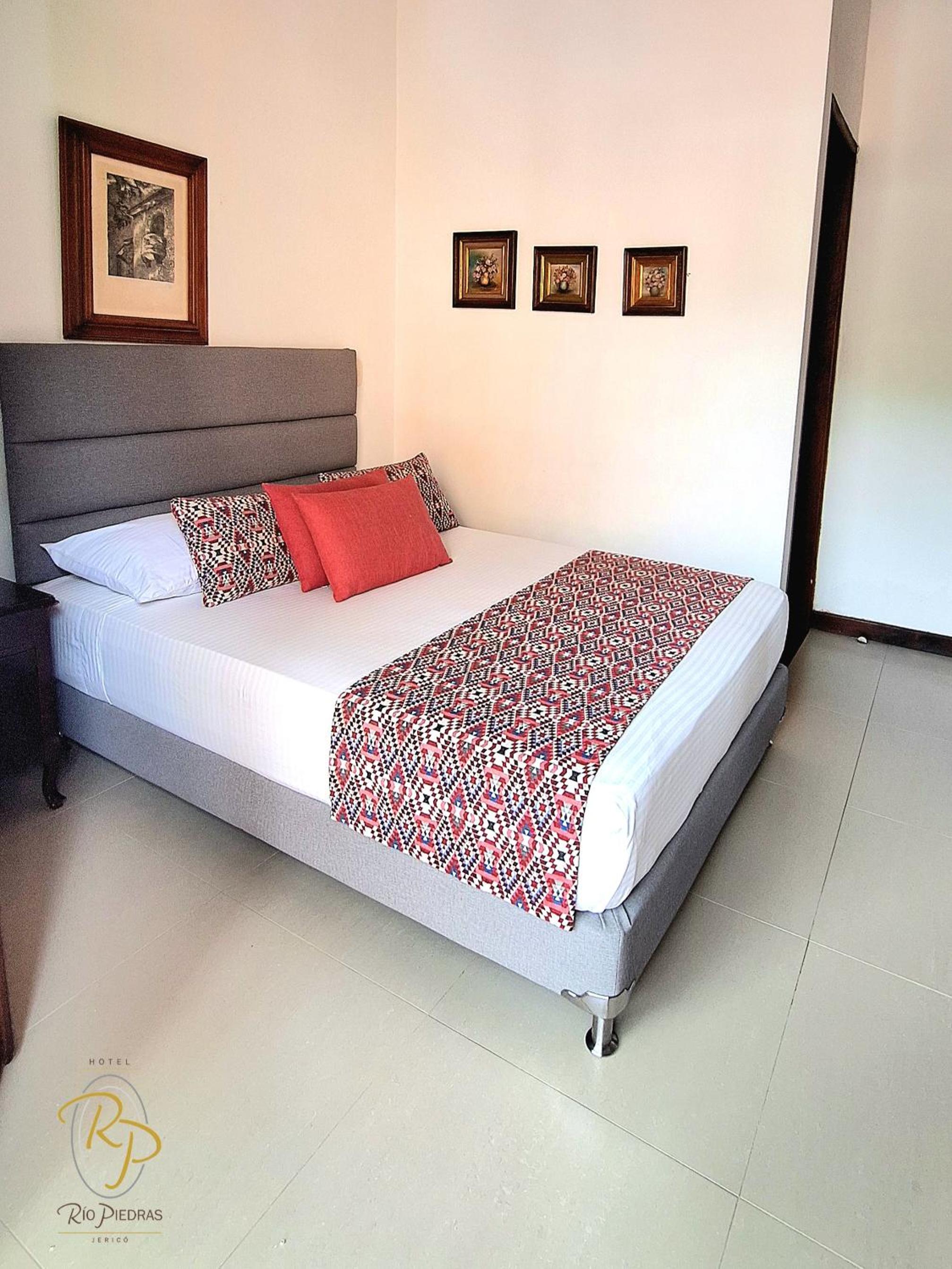 Double Room with Balcony photo 2