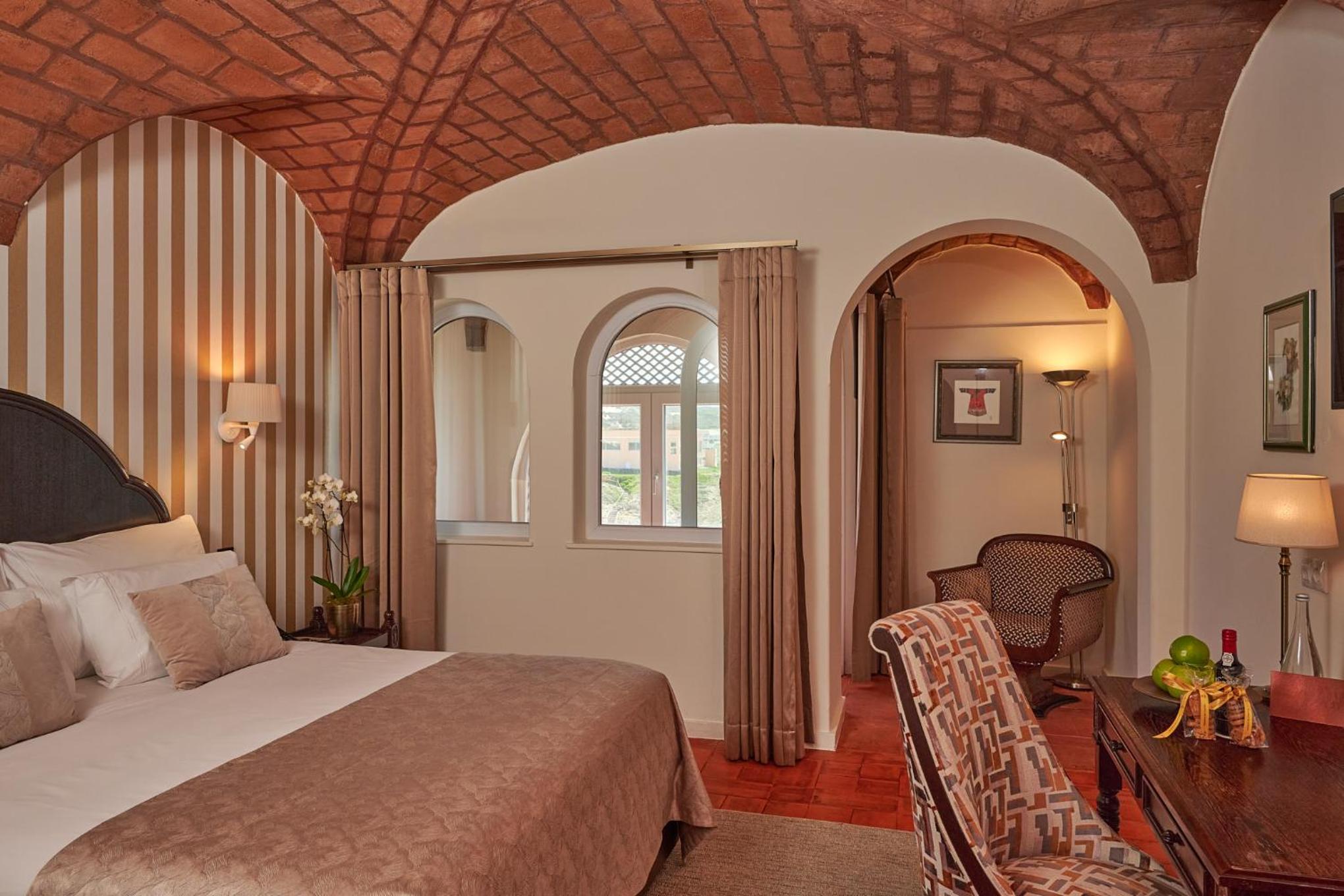 Superior Double or Twin Room with Sea View - Photo 2