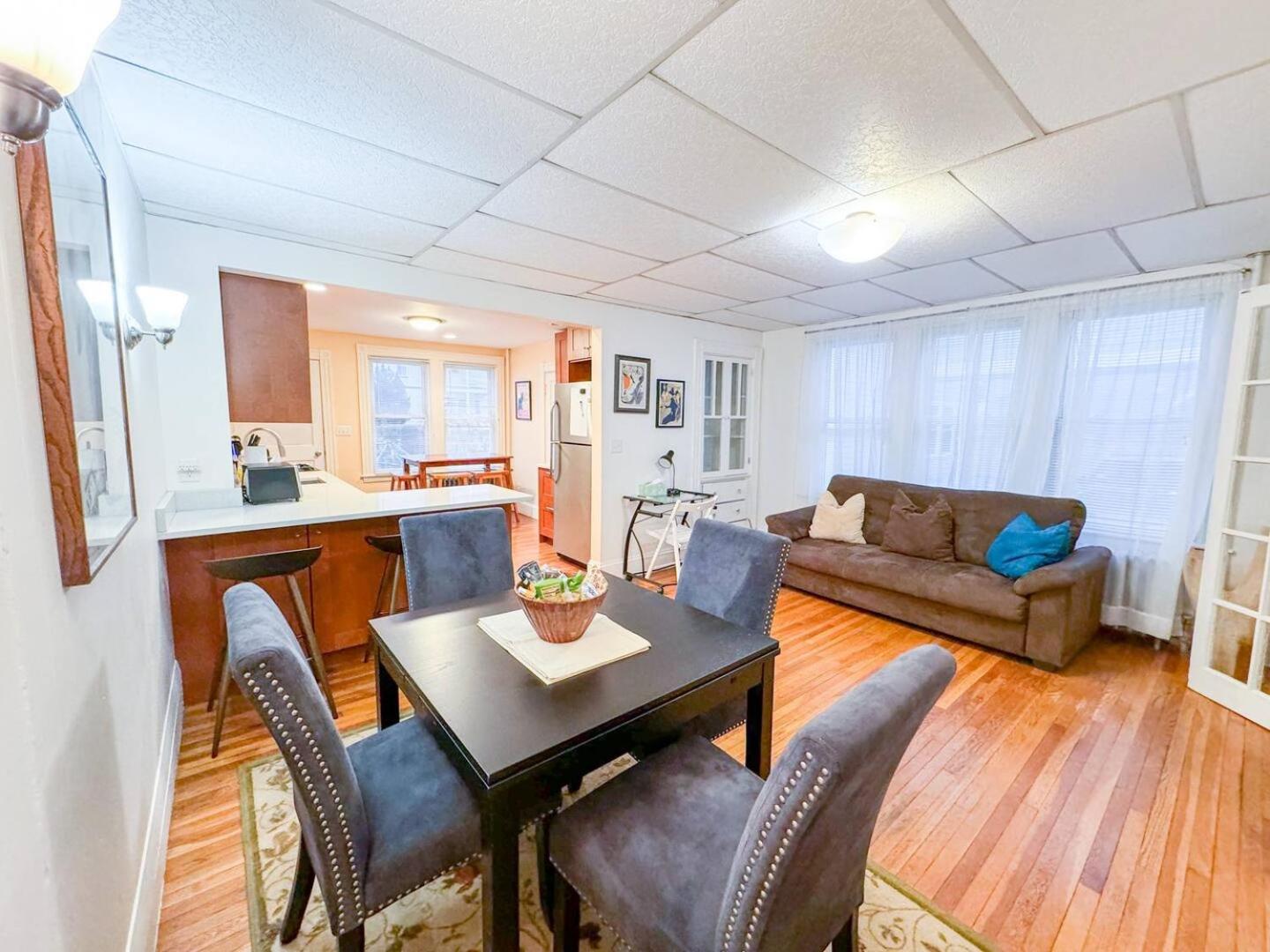 Apartment photo 1