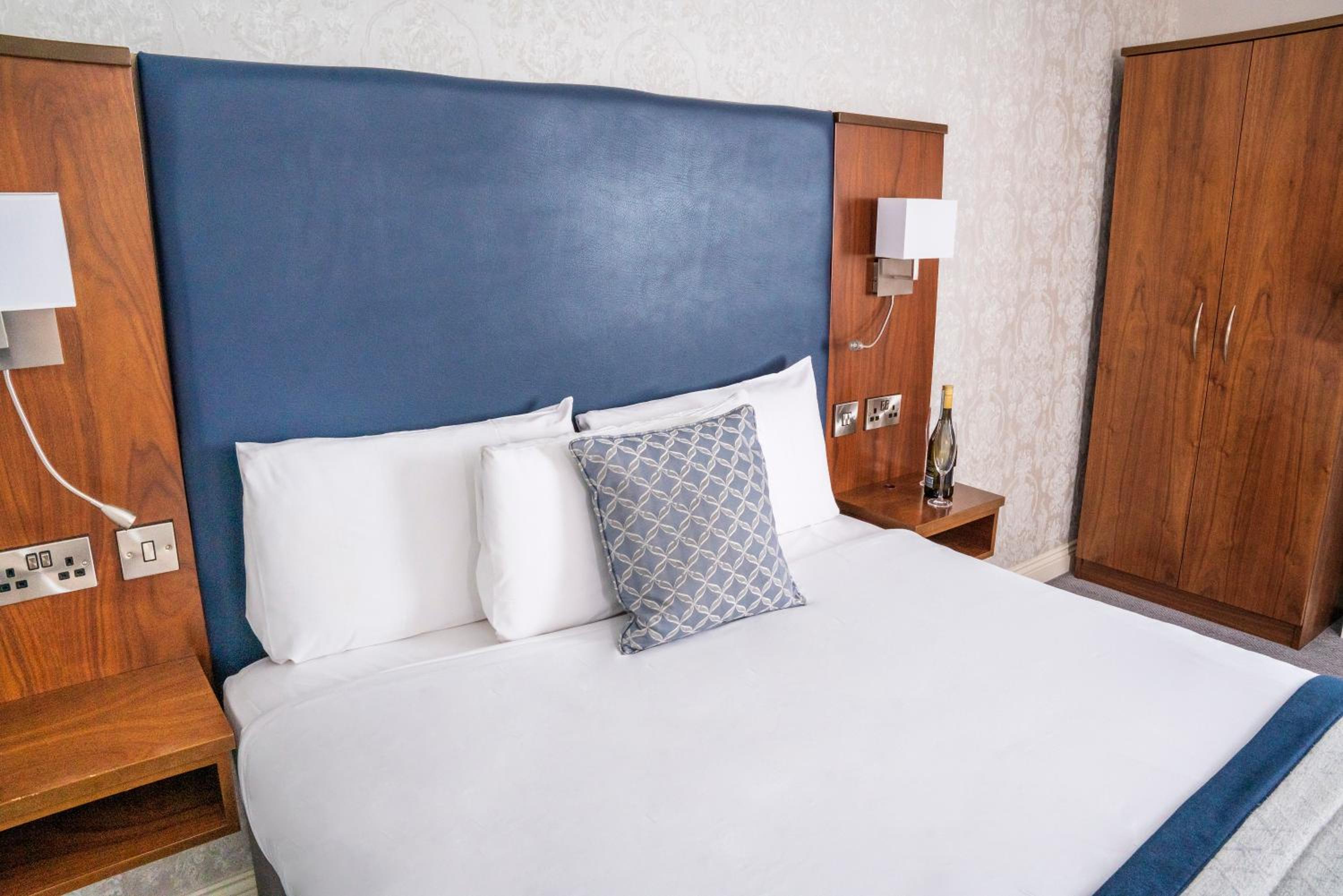 Deluxe Double Room - Photo 7