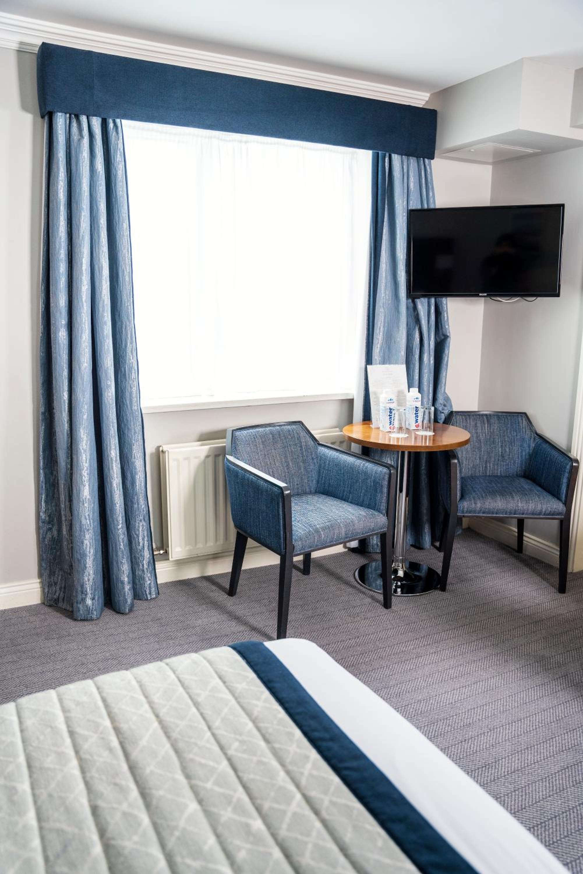 Deluxe Double Room - Photo 8