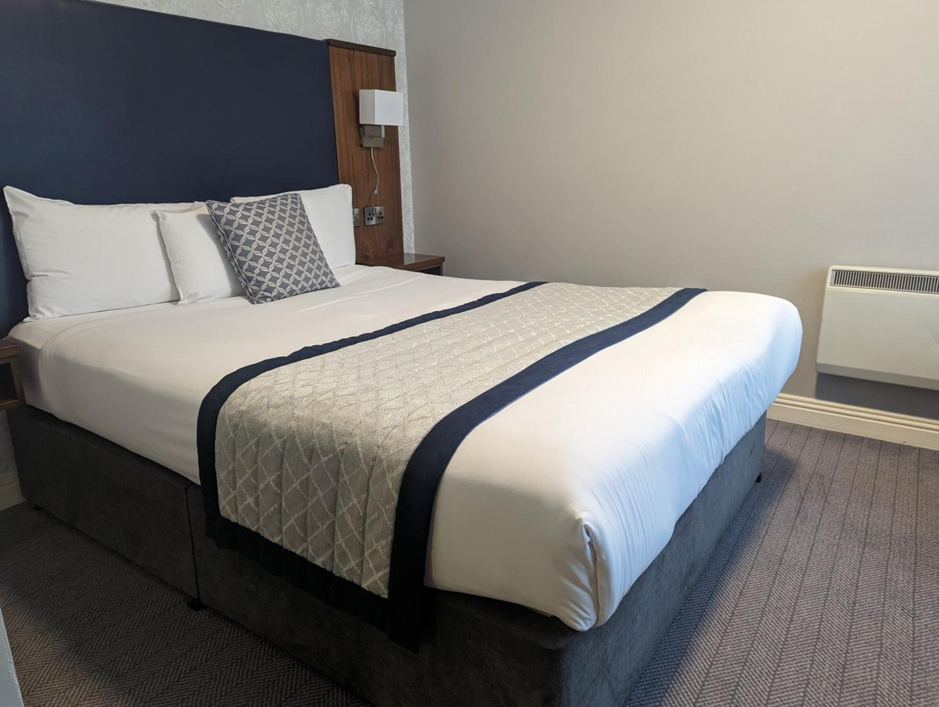 Deluxe Quadruple Room - Photo 1