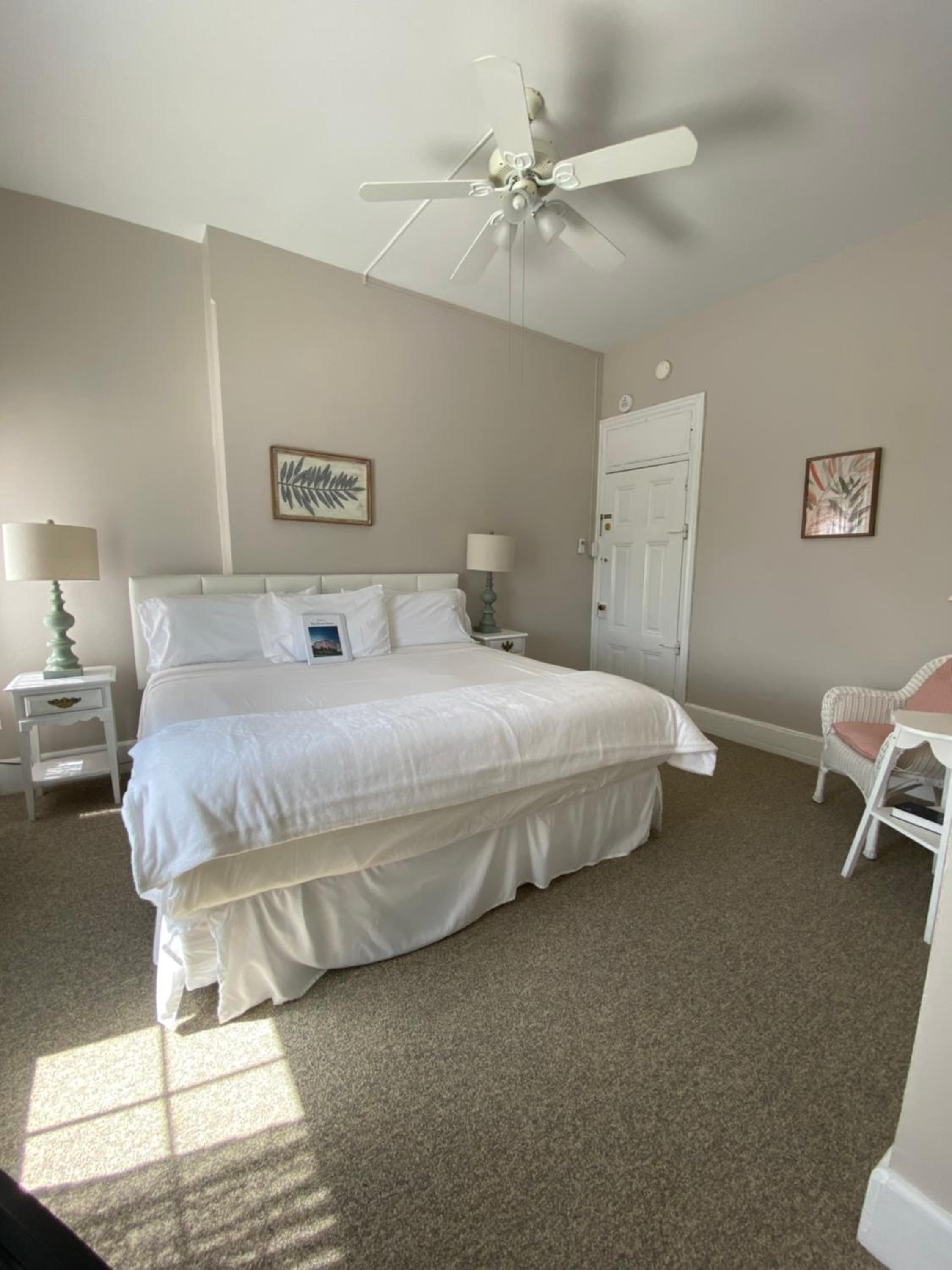 Triple Room with Private Bathroom