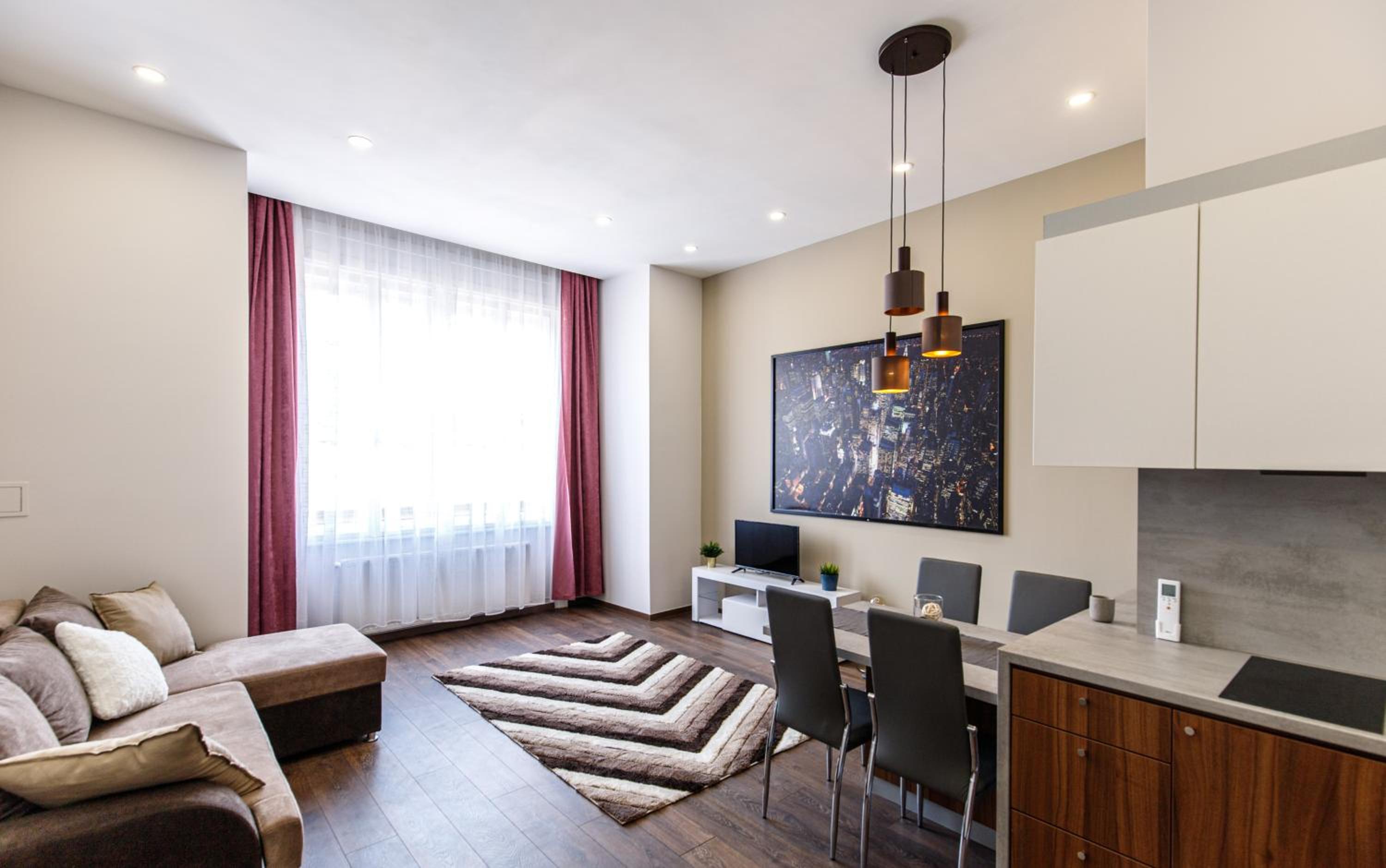 One-Bedroom Apartment