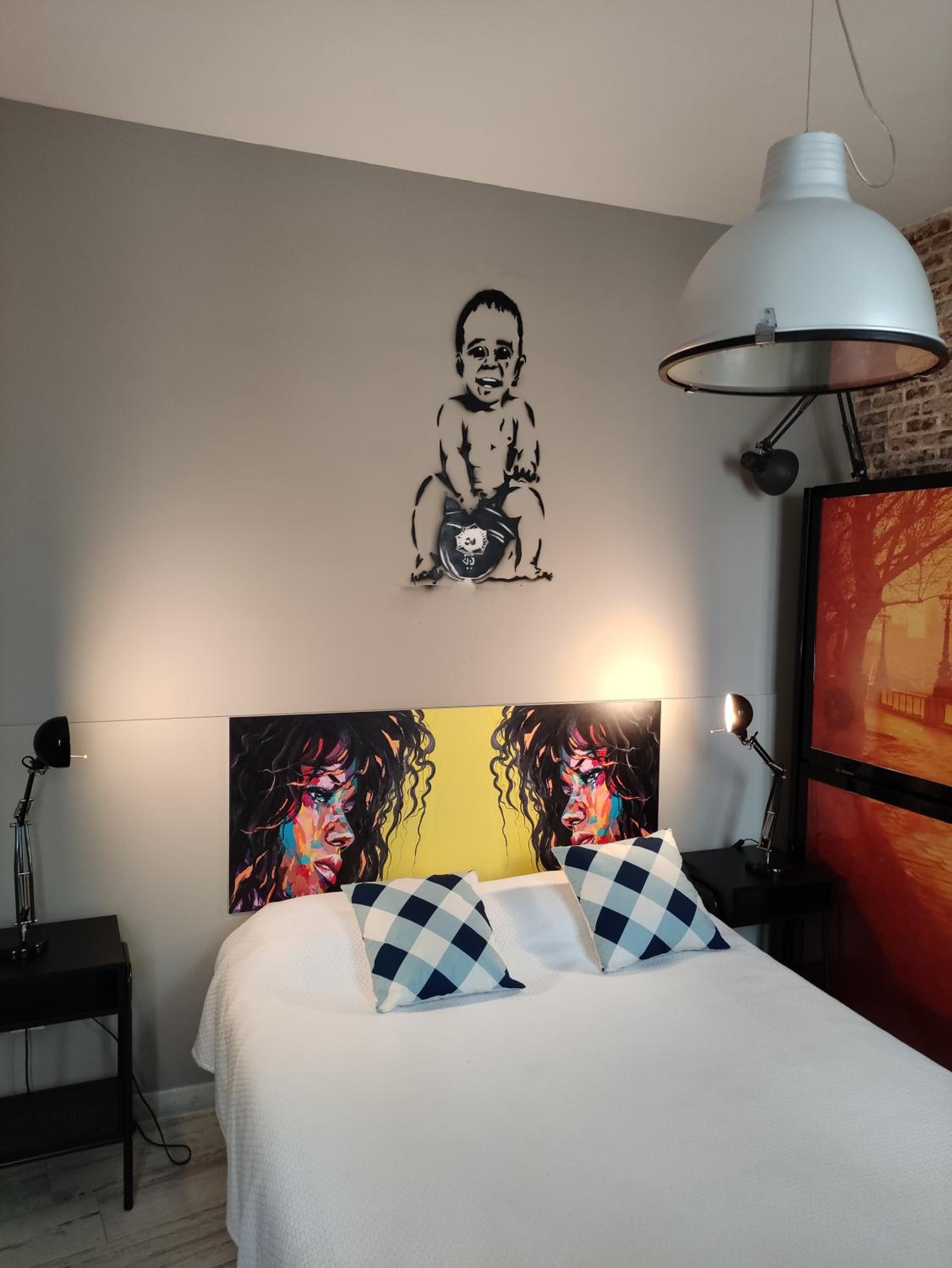 Quadruple Room with Private Bathroom photo 3