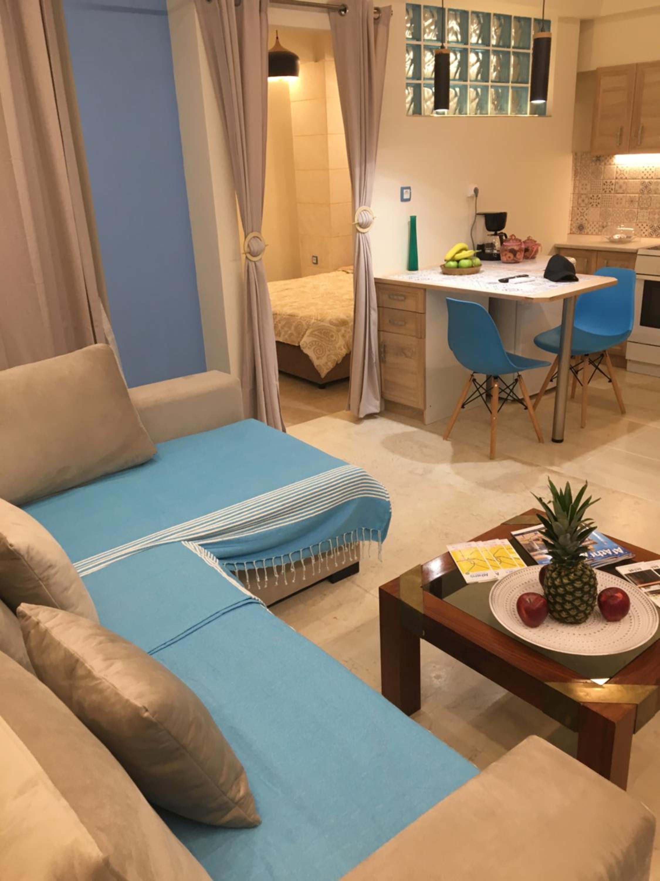 One-Bedroom Apartment - Photo 19