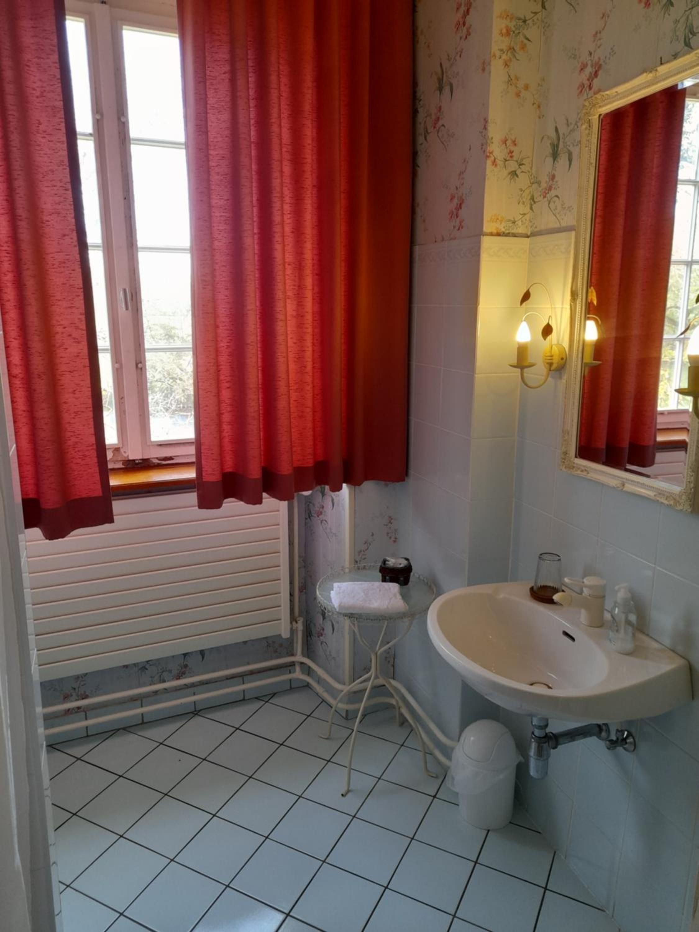 Small Double Room photo 3