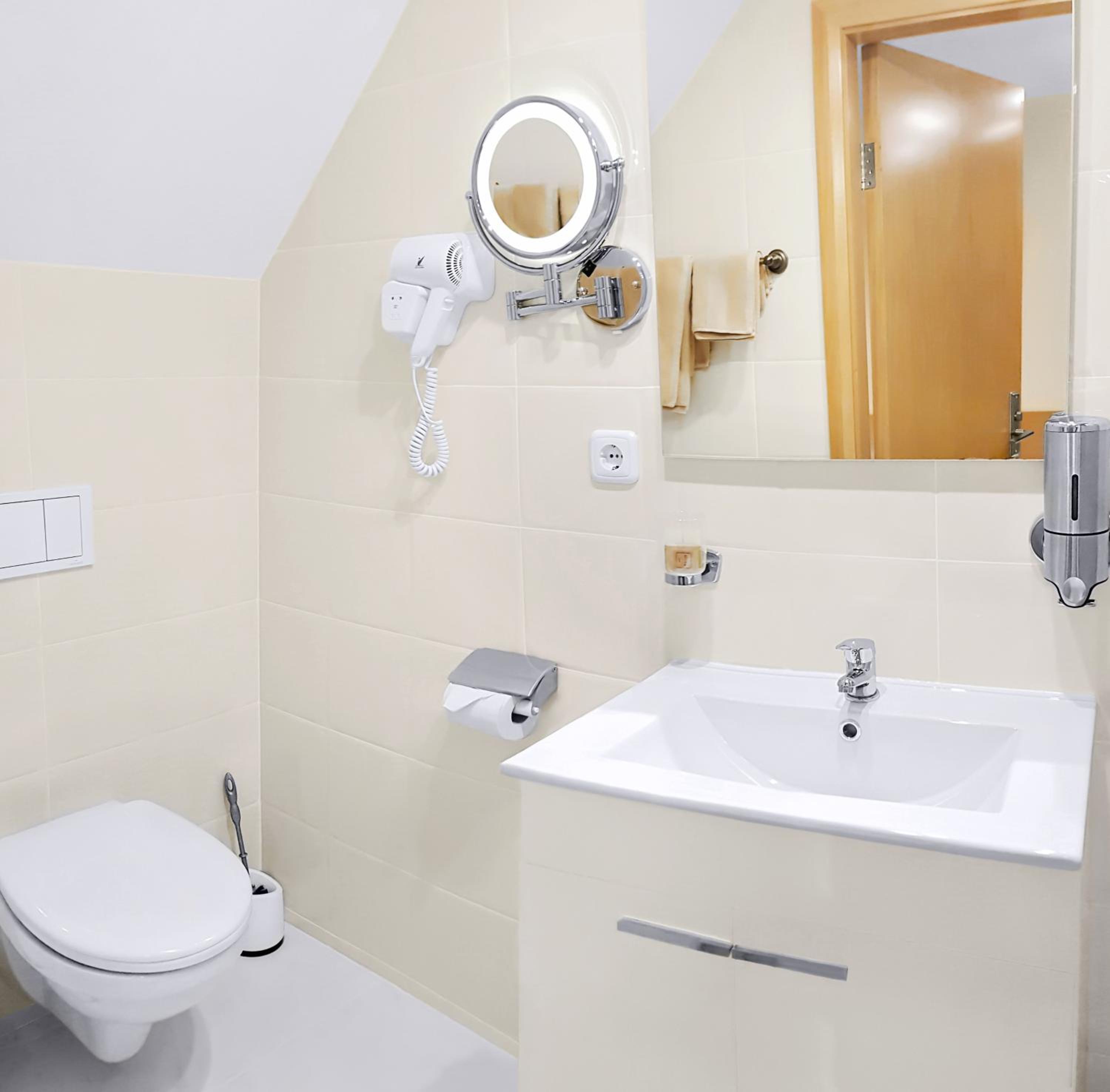 Standard Single Room photo 3