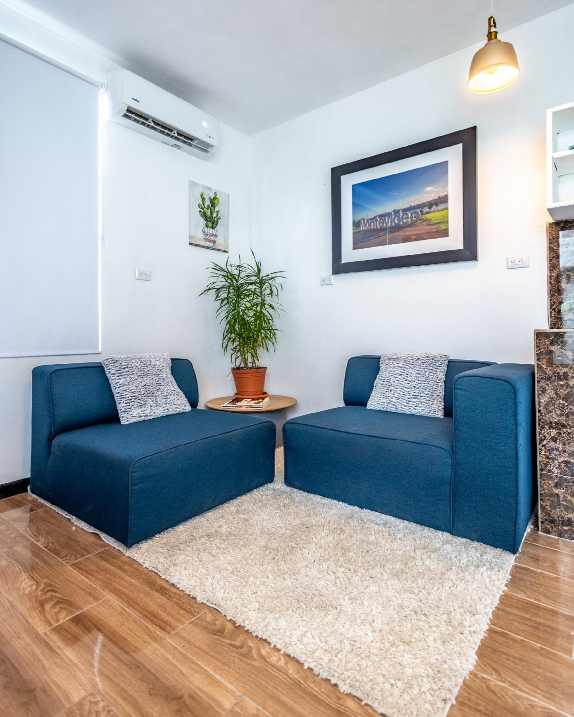 Studio Apartment photo 1