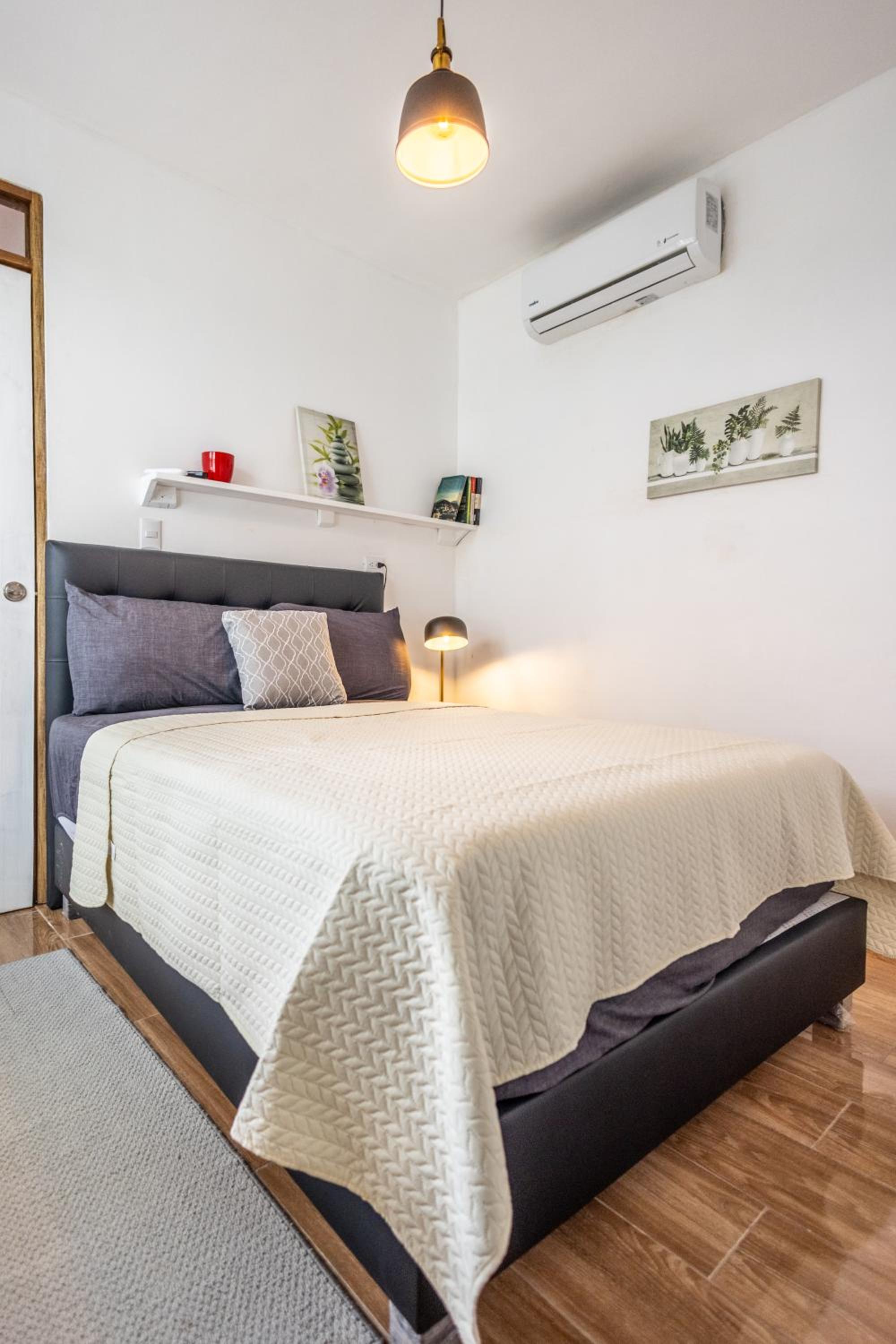 Studio Apartment photo 2