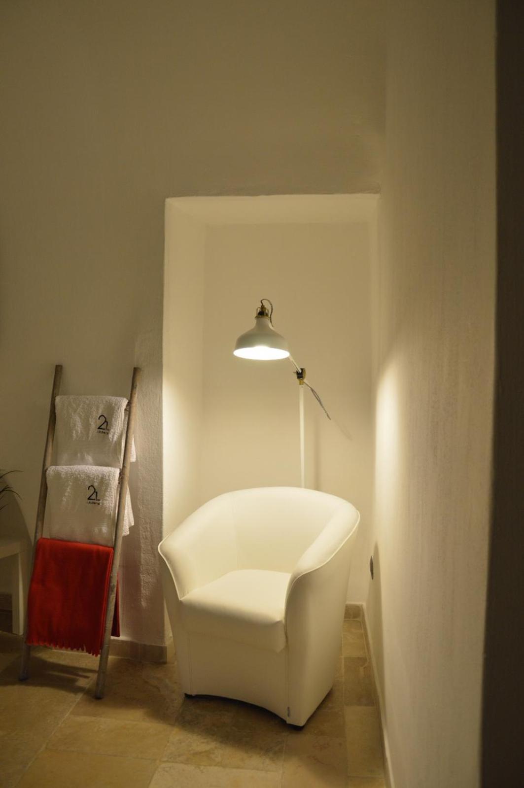 Studio Apartment - Photo 6