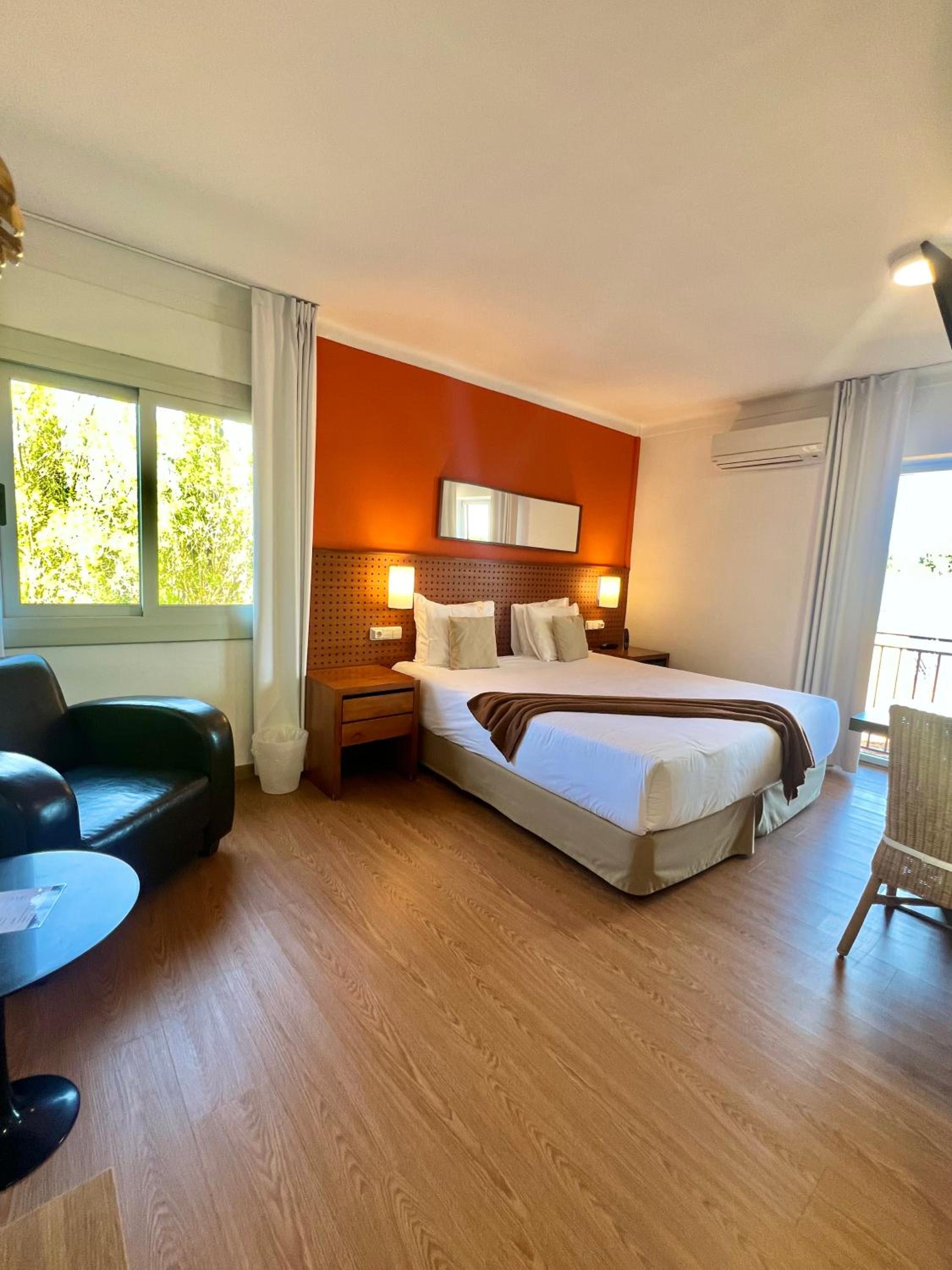 Superior Double Room - Photo 2