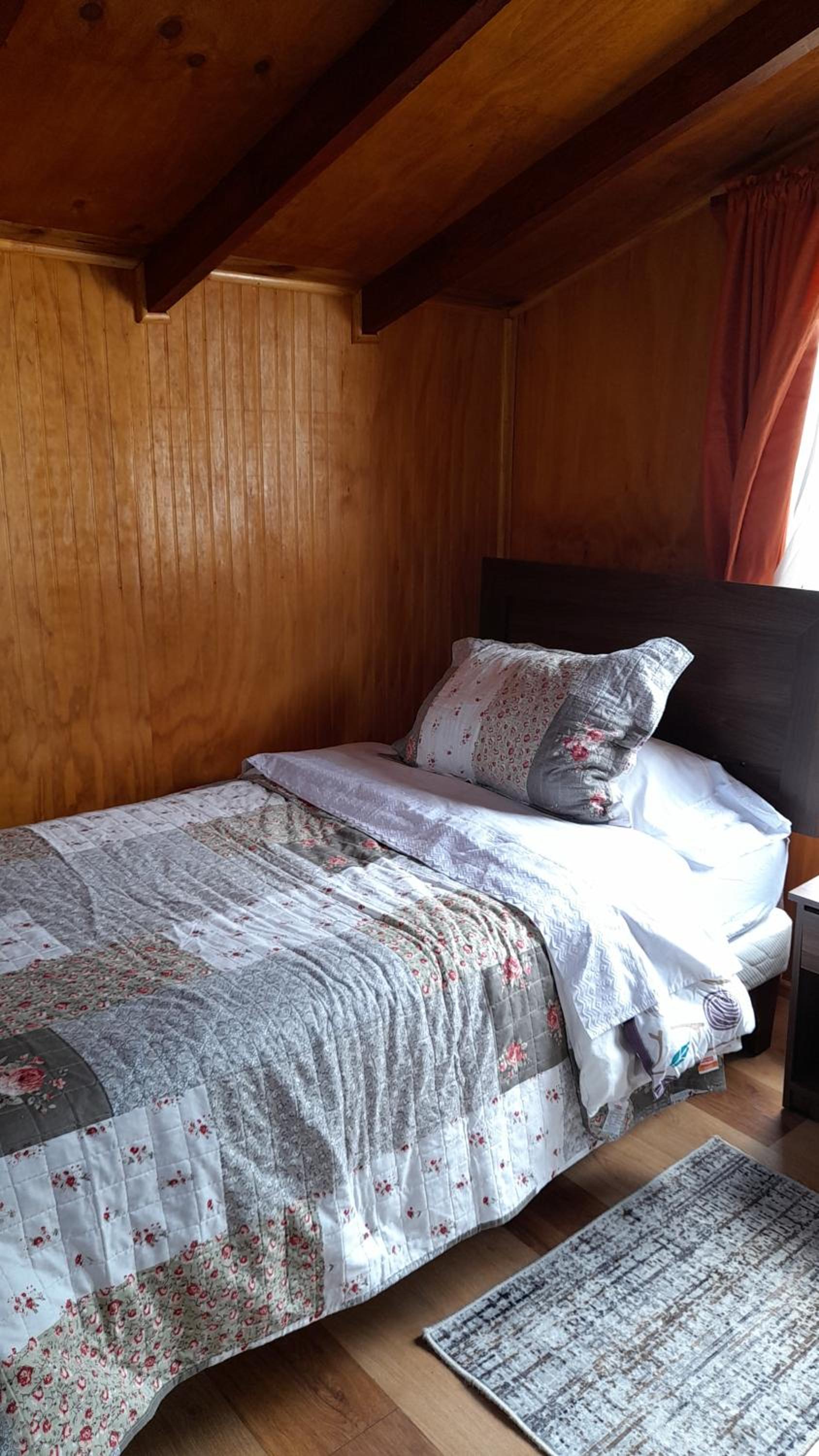 One-Bedroom House photo 1