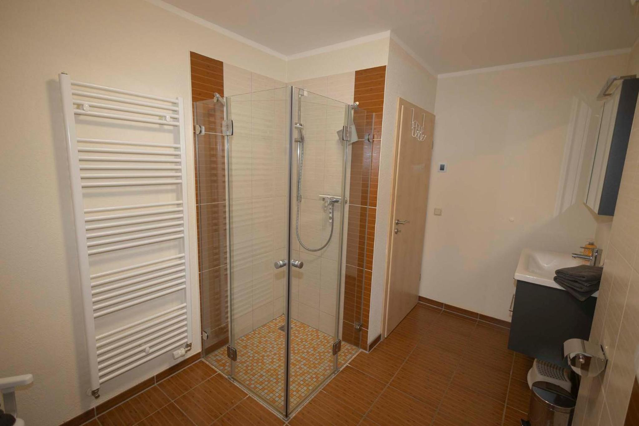 Apartment - Ground Floor photo 2