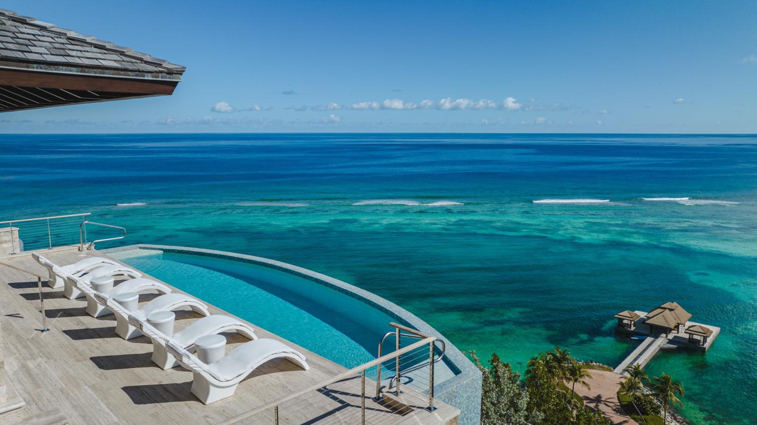 Edge of Paradise - 4 Bedroom Villa with Sea View photo 1