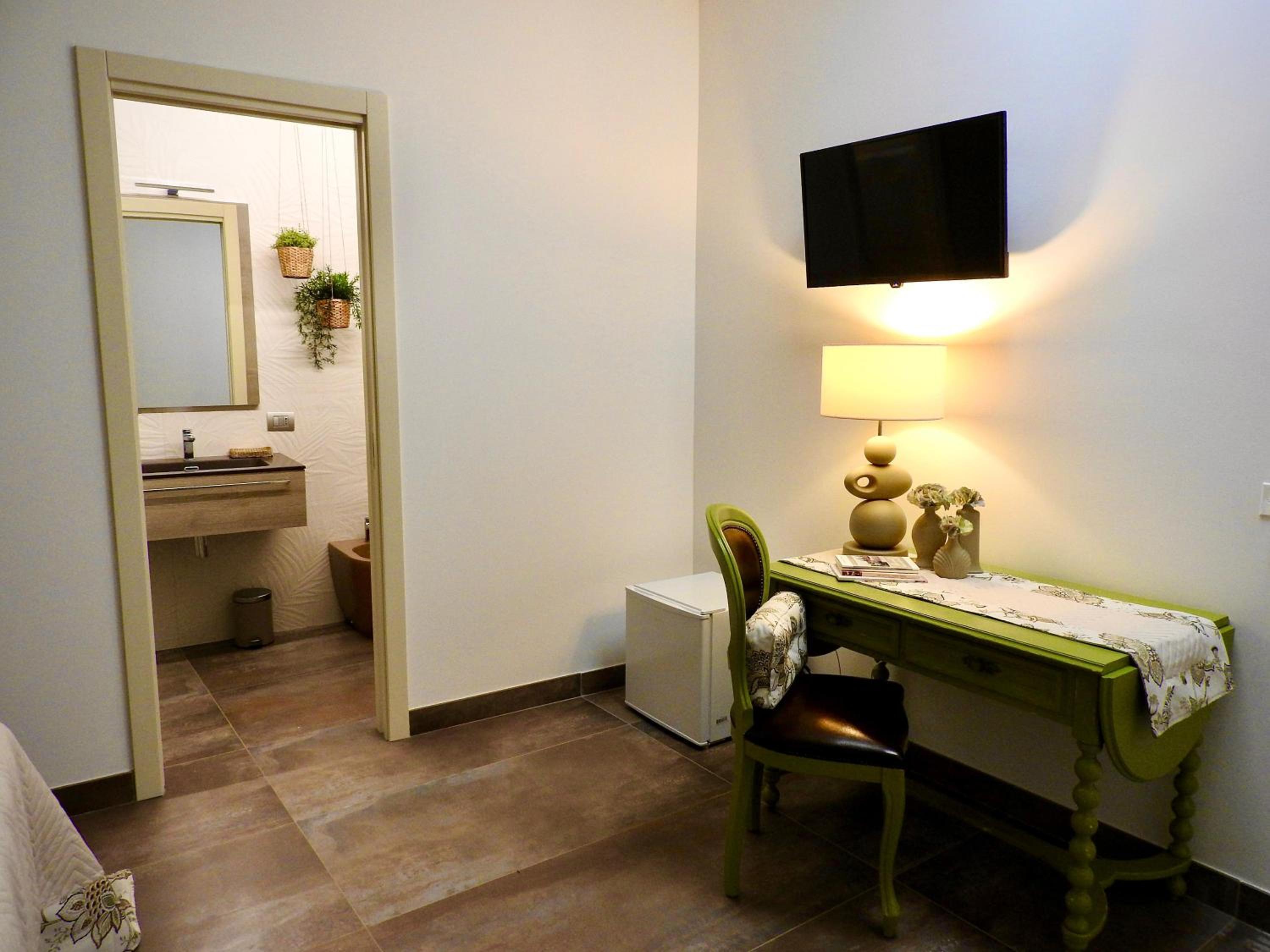 Double or Twin Room photo 3