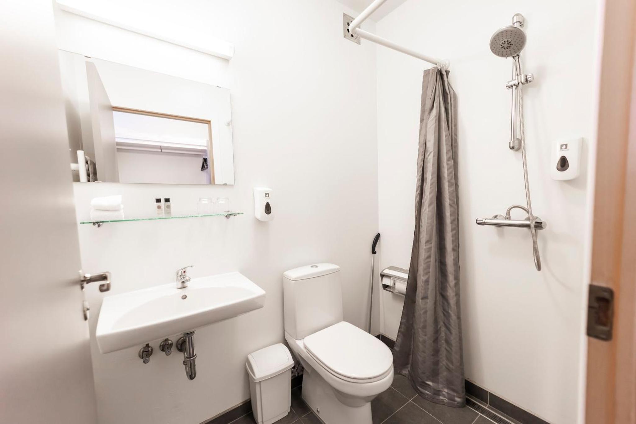 Double or Twin Room photo 2
