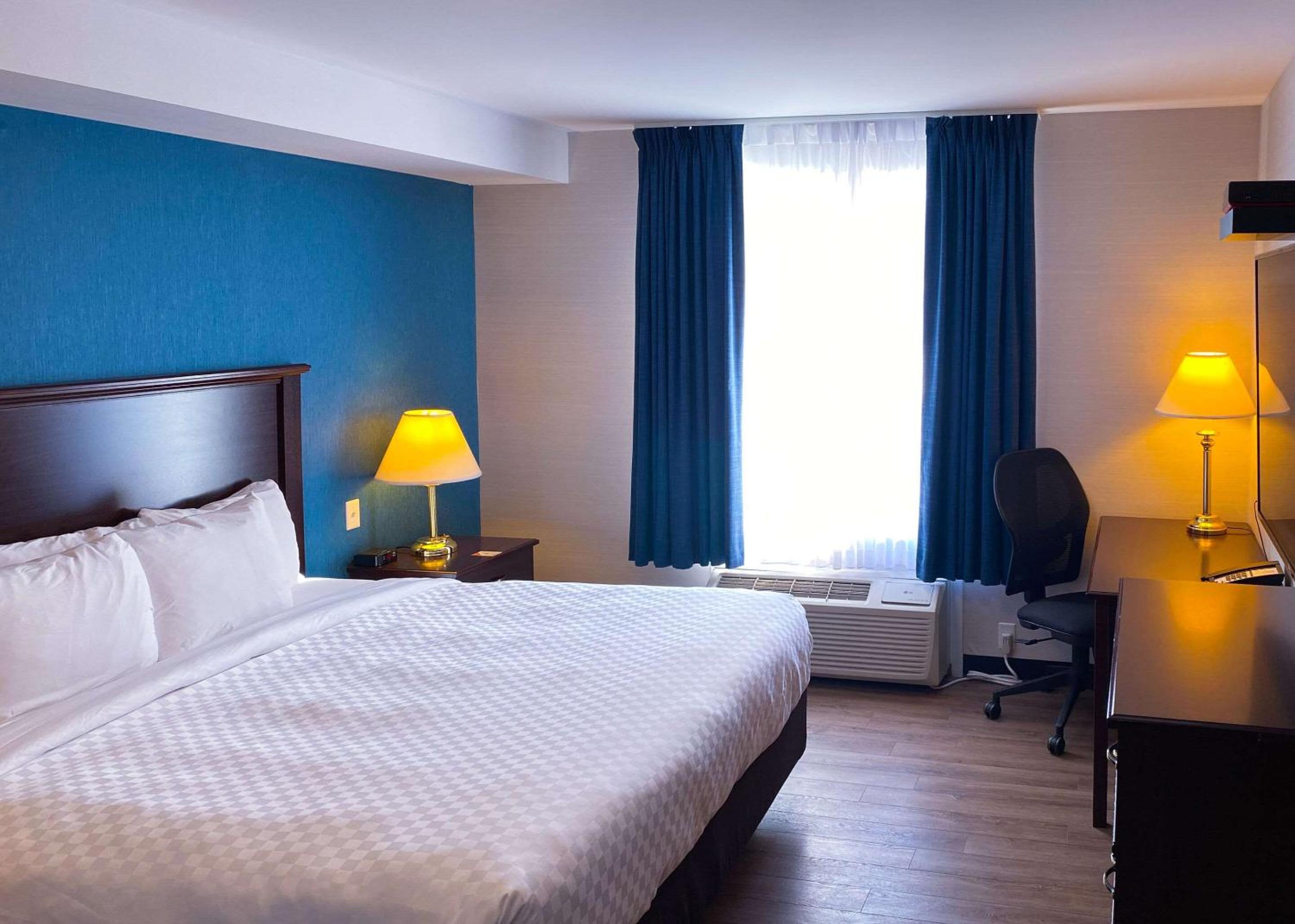 King Room - Disability Access/Non-Smoking - Photo 3