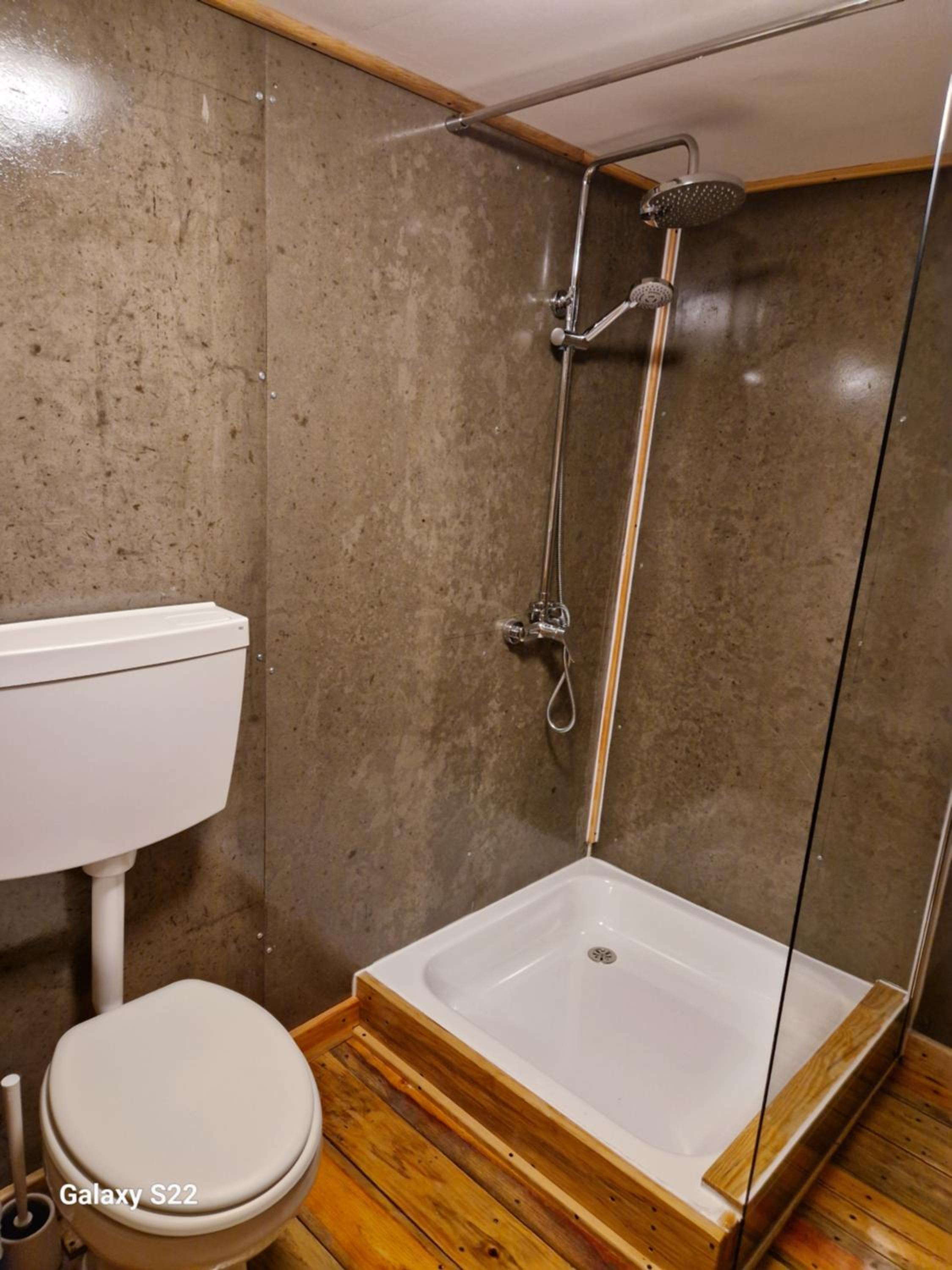 Classic Quadruple Room - Photo 14