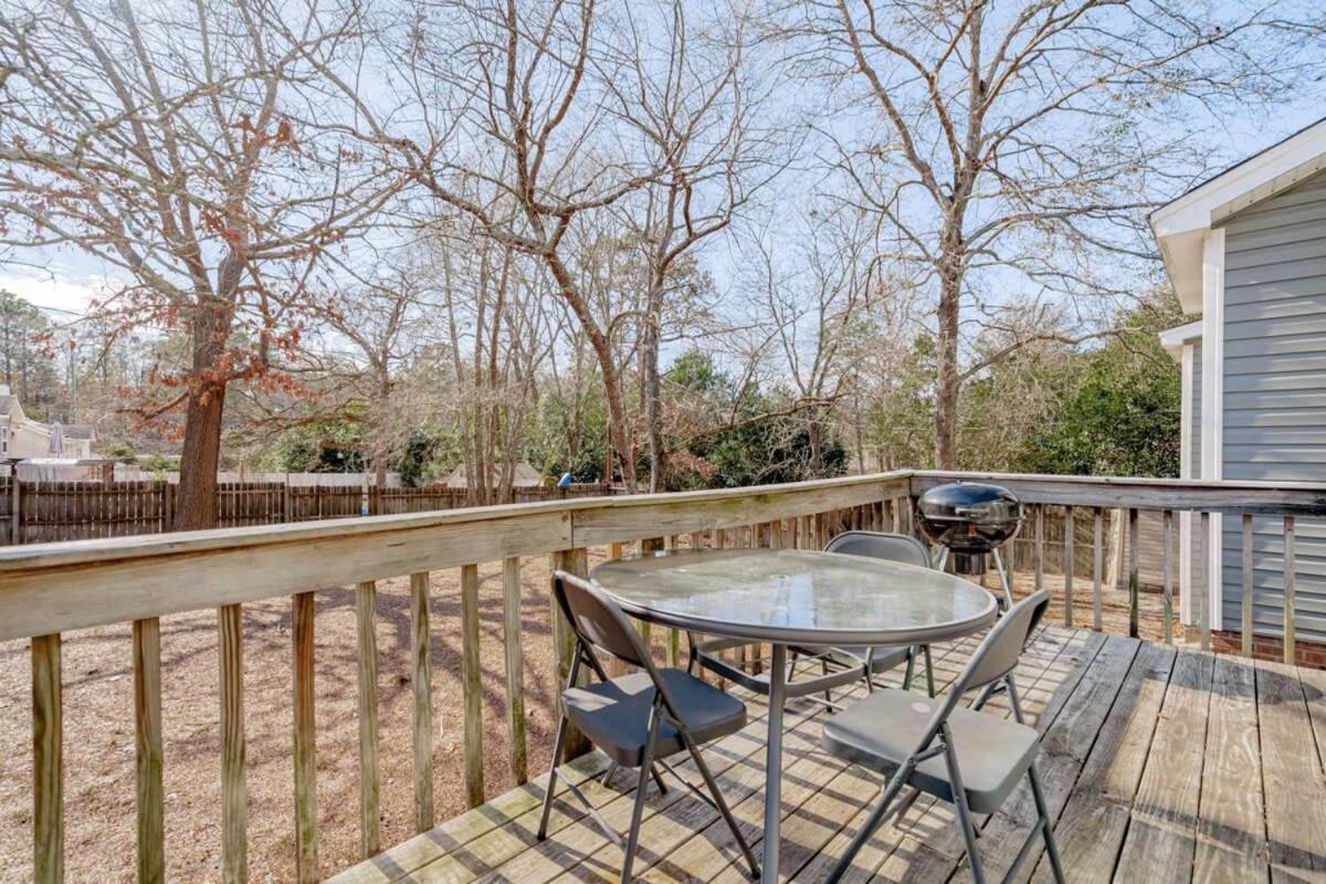 Family Room - Photo 42