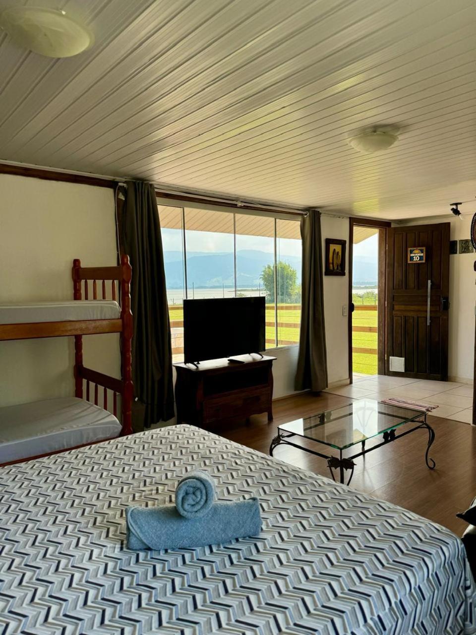 Studio with Lake View photo 2
