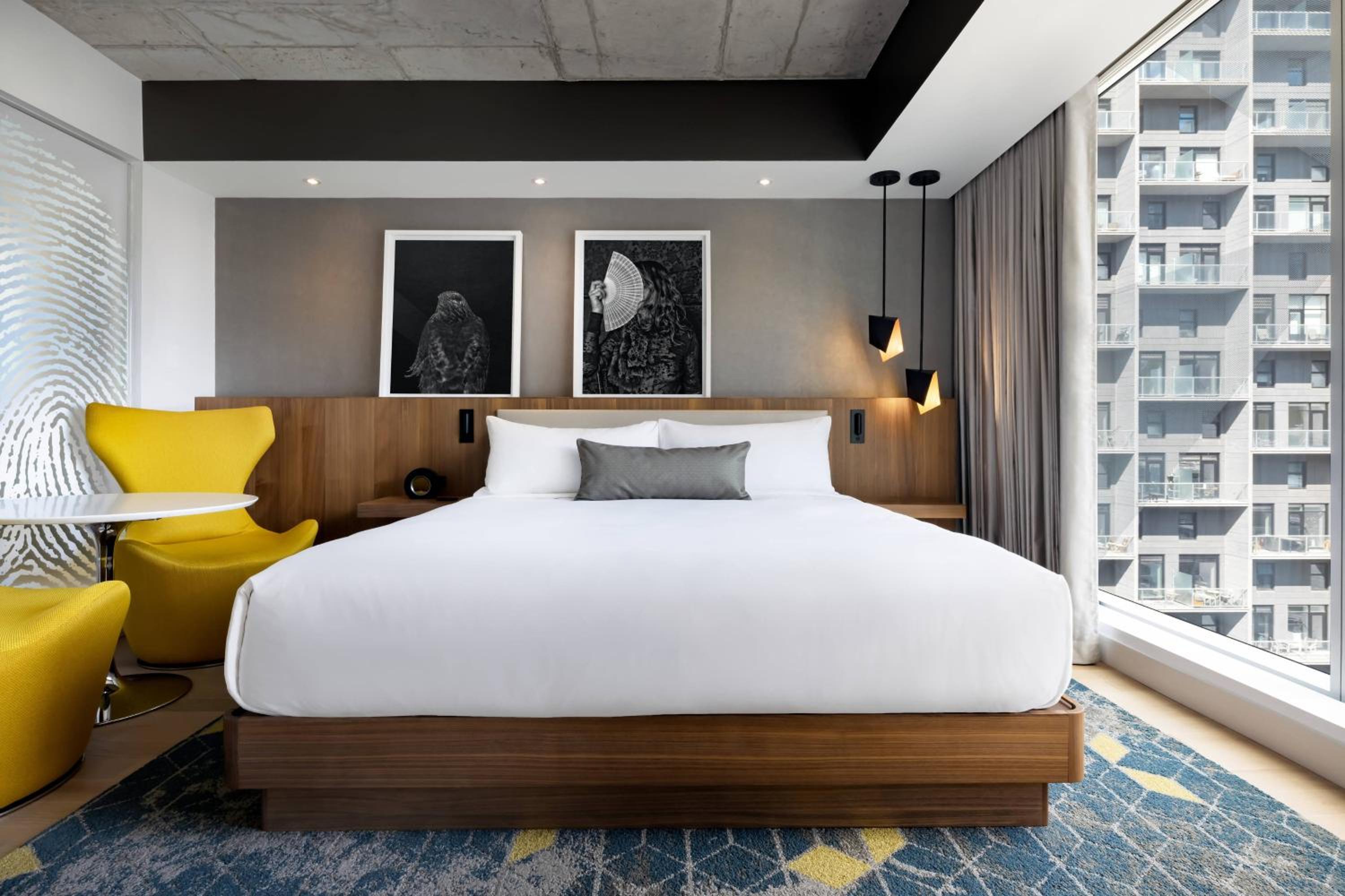 Guest  room with 1 King - Photo 5