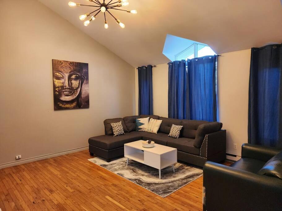 Three-Bedroom House photo 1