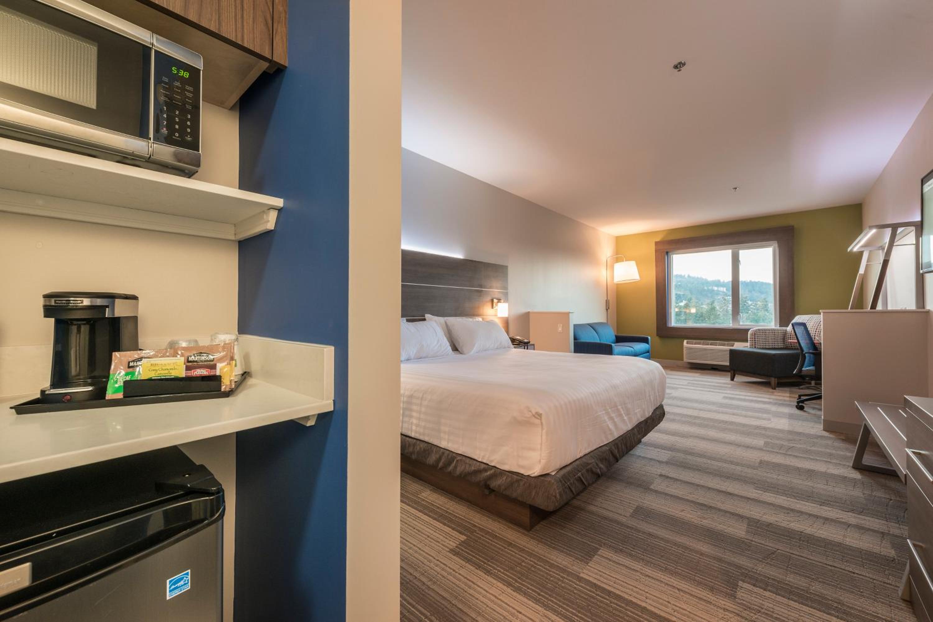 King Suite with Sofa Bed