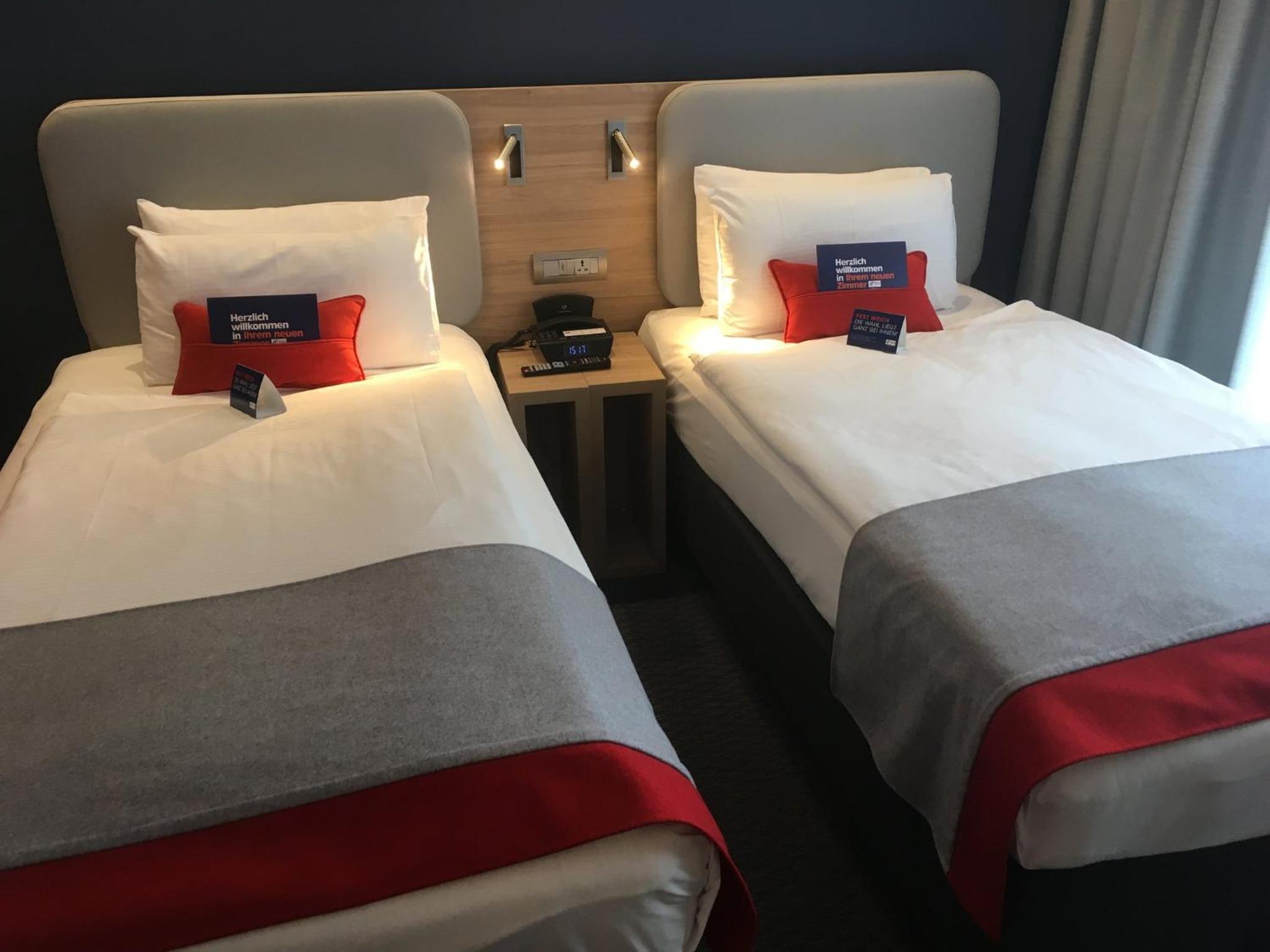 Standard Twin Room - Free Breakfast - Photo 3