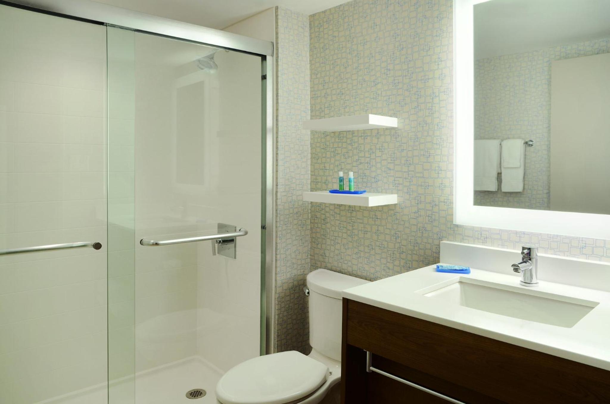 Standard King Room - Photo 2