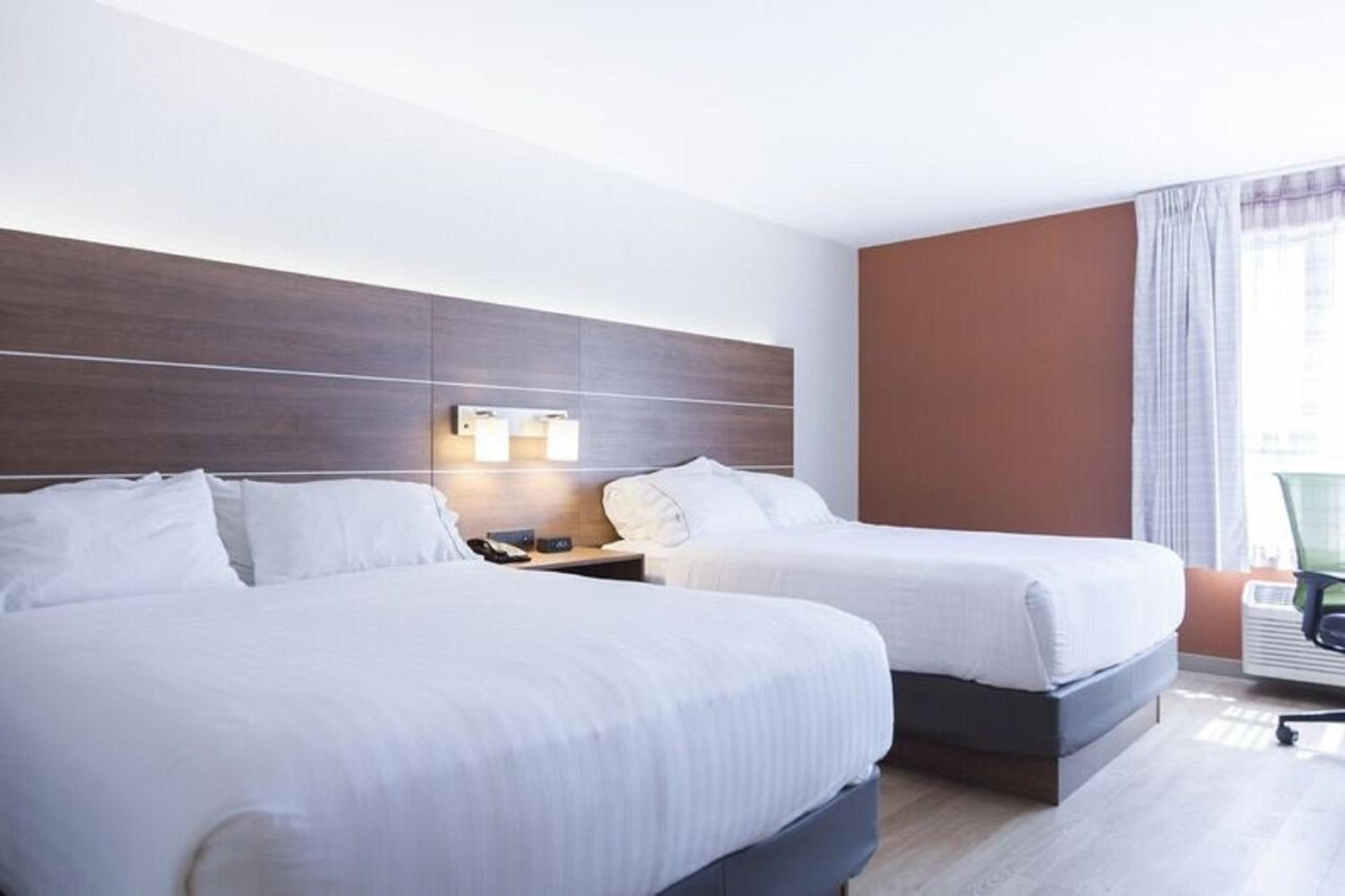 Allergy Free Queen Room with Two Queen Beds photo 2