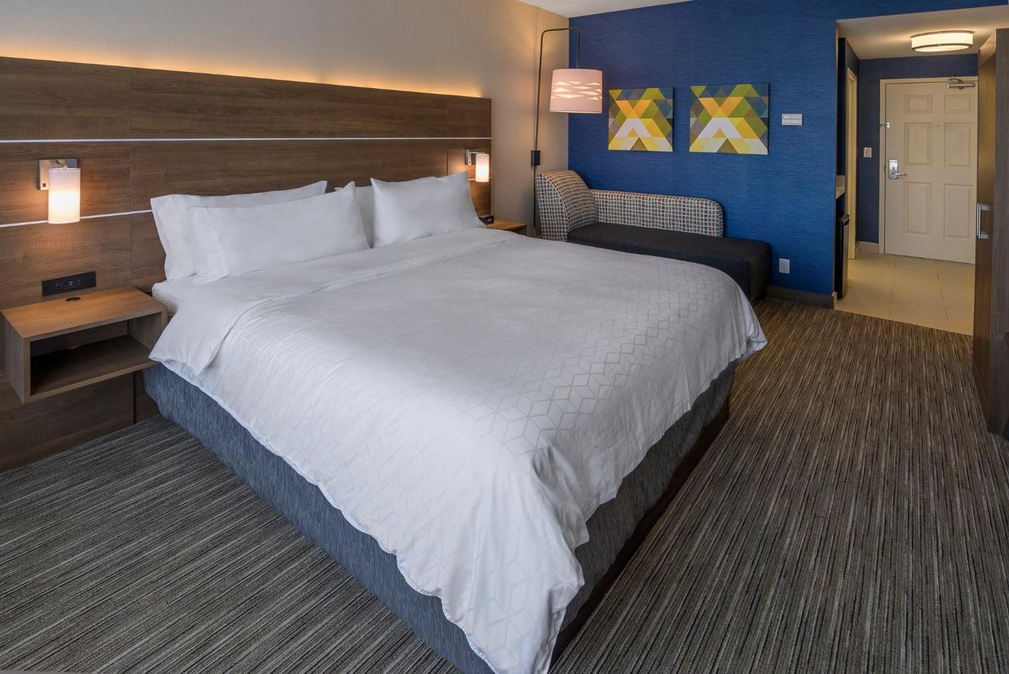 Standard King Room - Photo 1