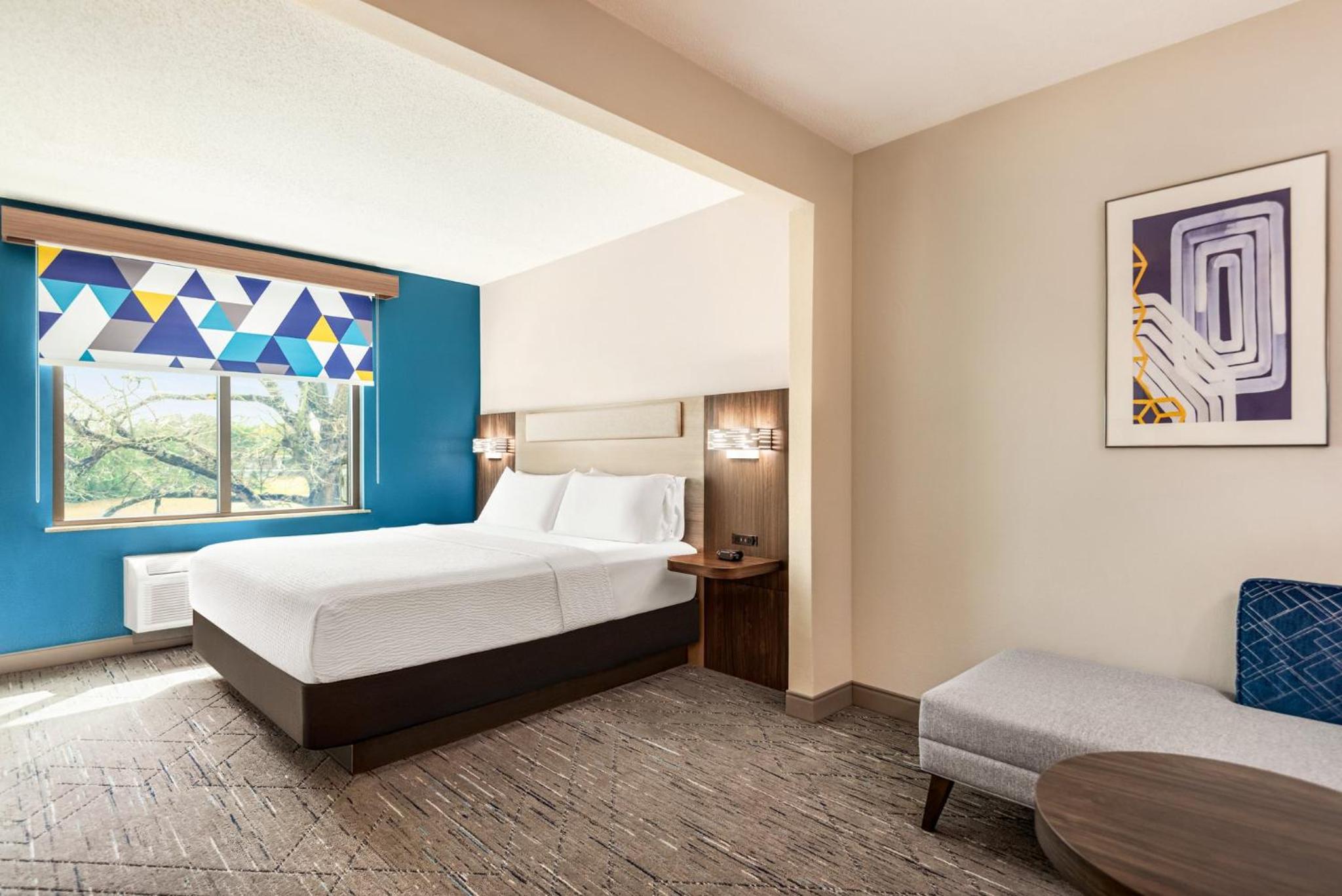 Standard King Room - Photo 1