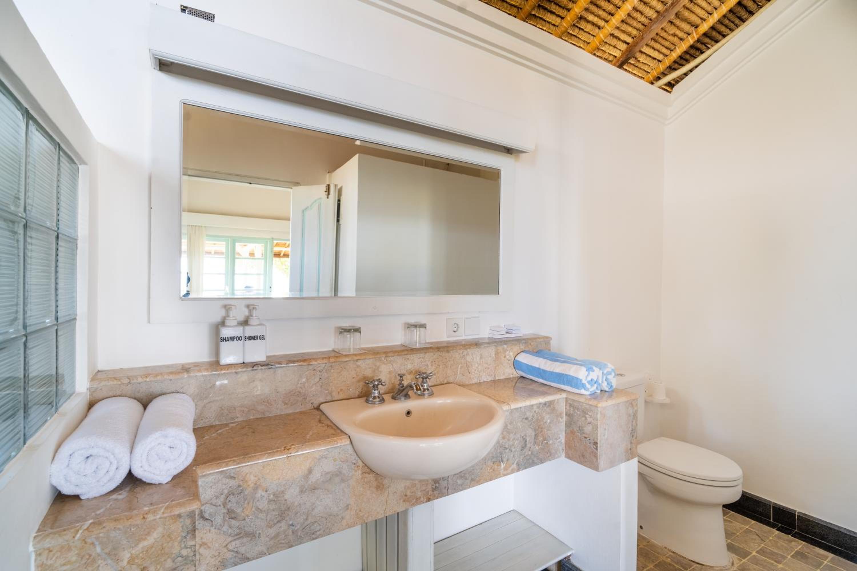 One-Bedroom Villa with Ocean View photo 2