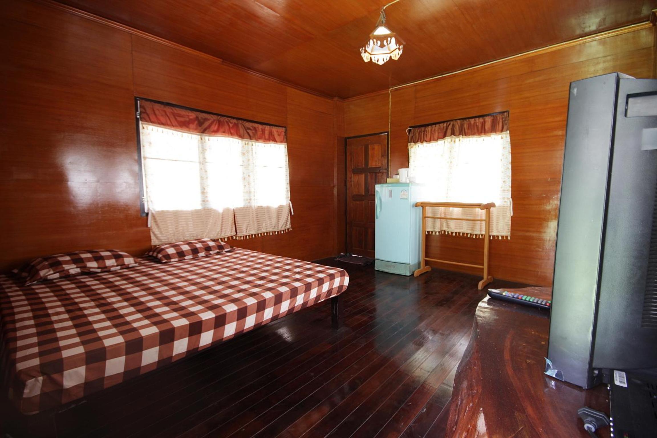 Bungalow With River View photo 1