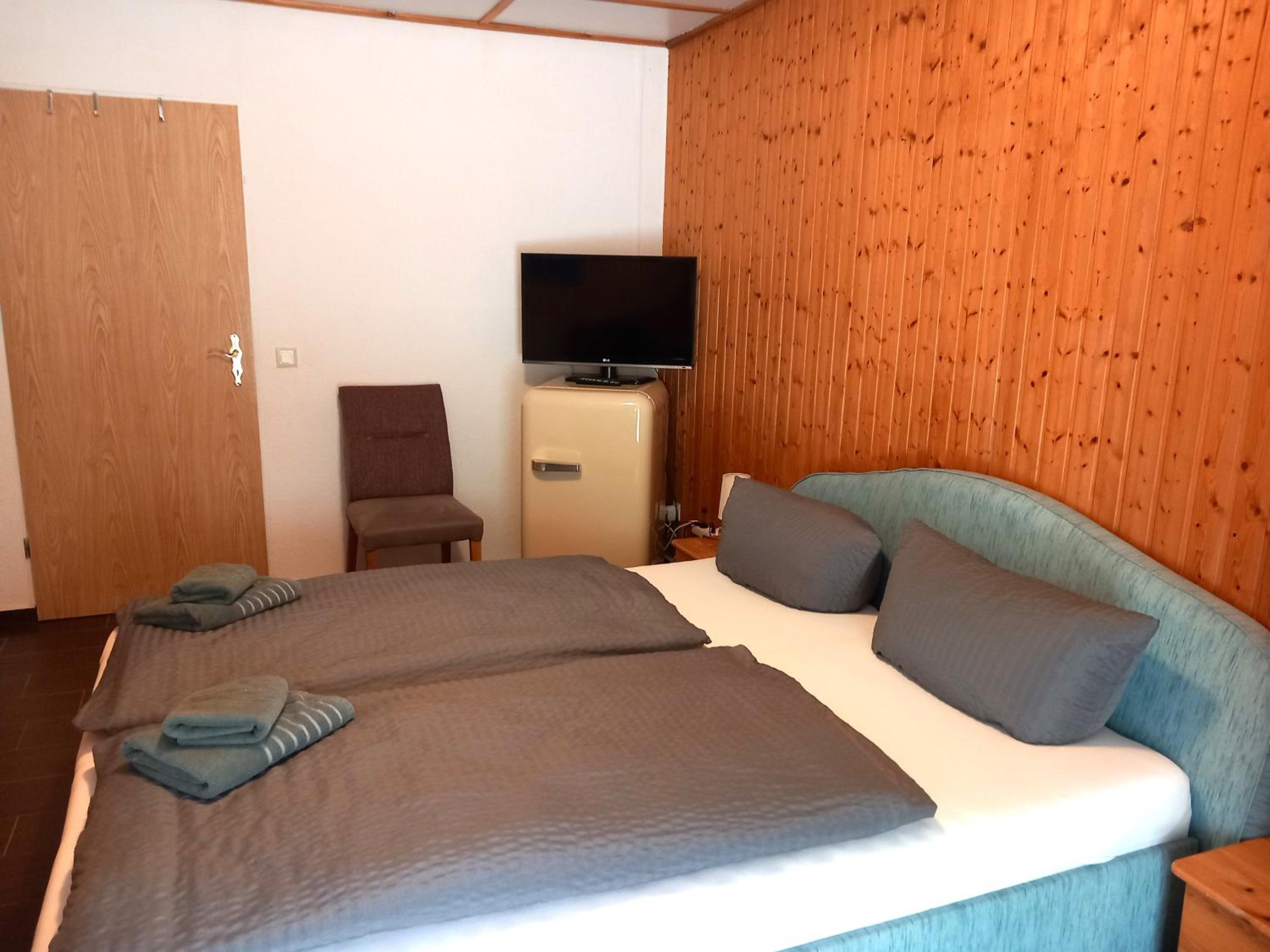 Small Double Room photo 1