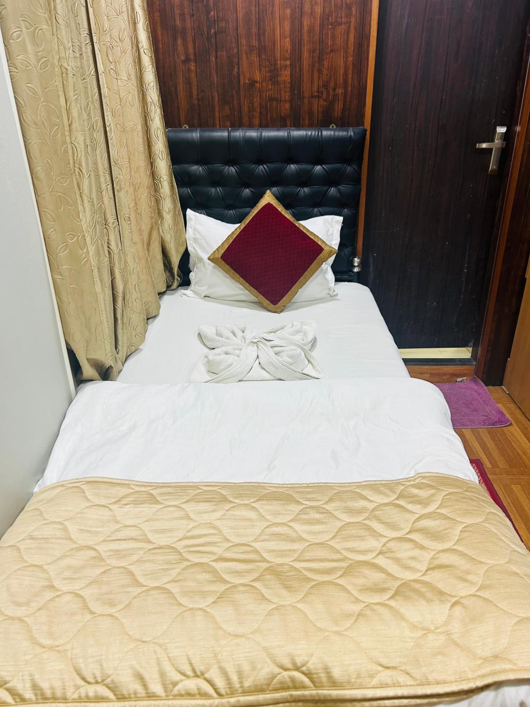 Deluxe Single Room photo 3