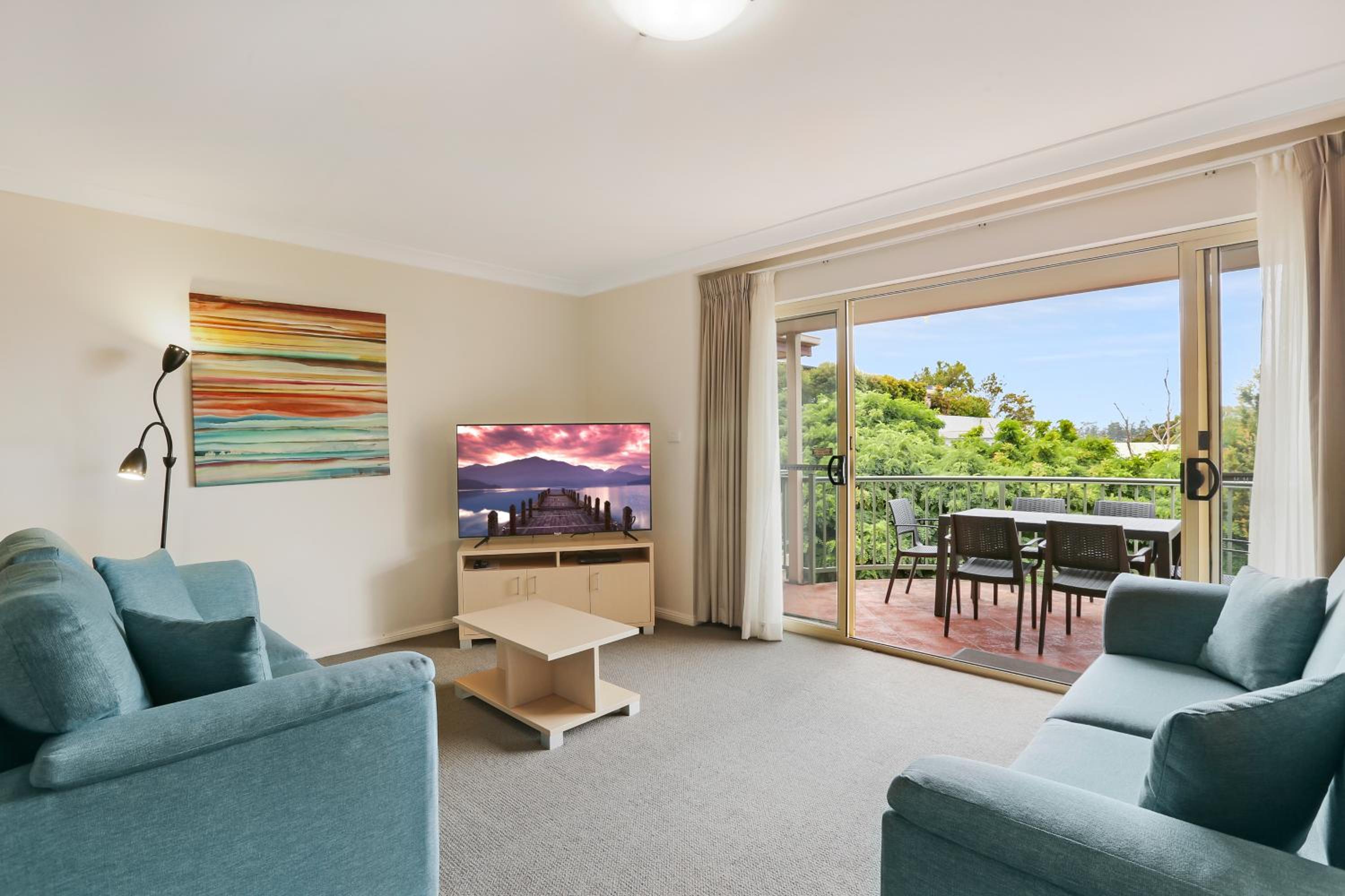 Two-Bedroom Apartment with Spa Bath photo 1