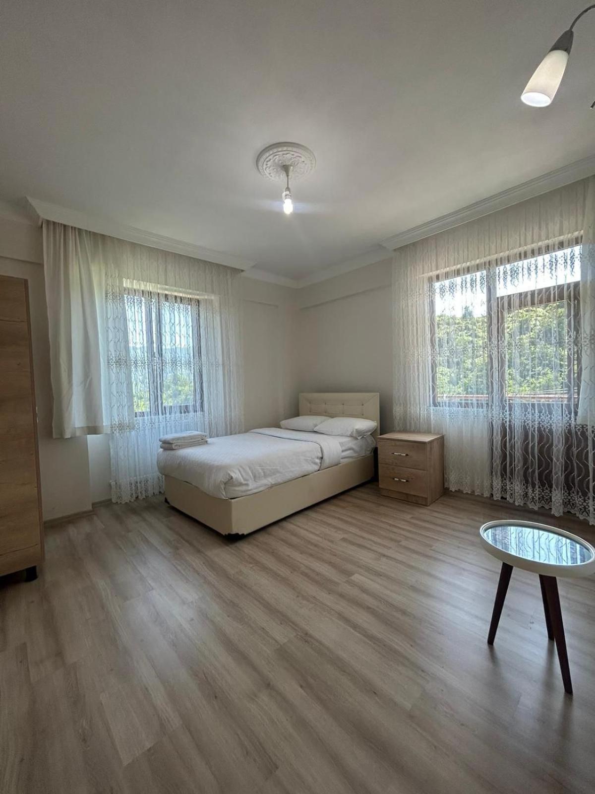 Apartment with Balcony photo 1