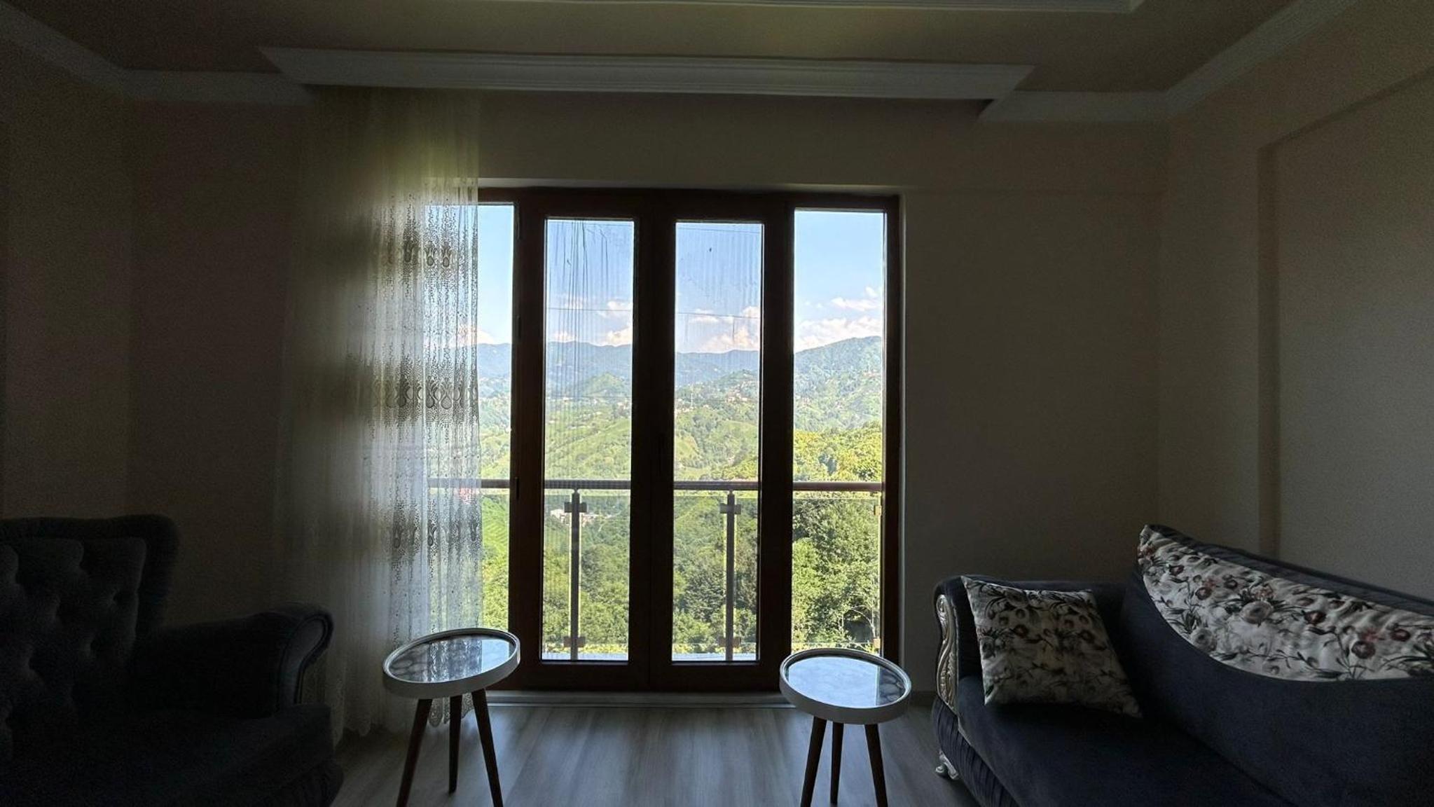 Apartment with Balcony photo 3