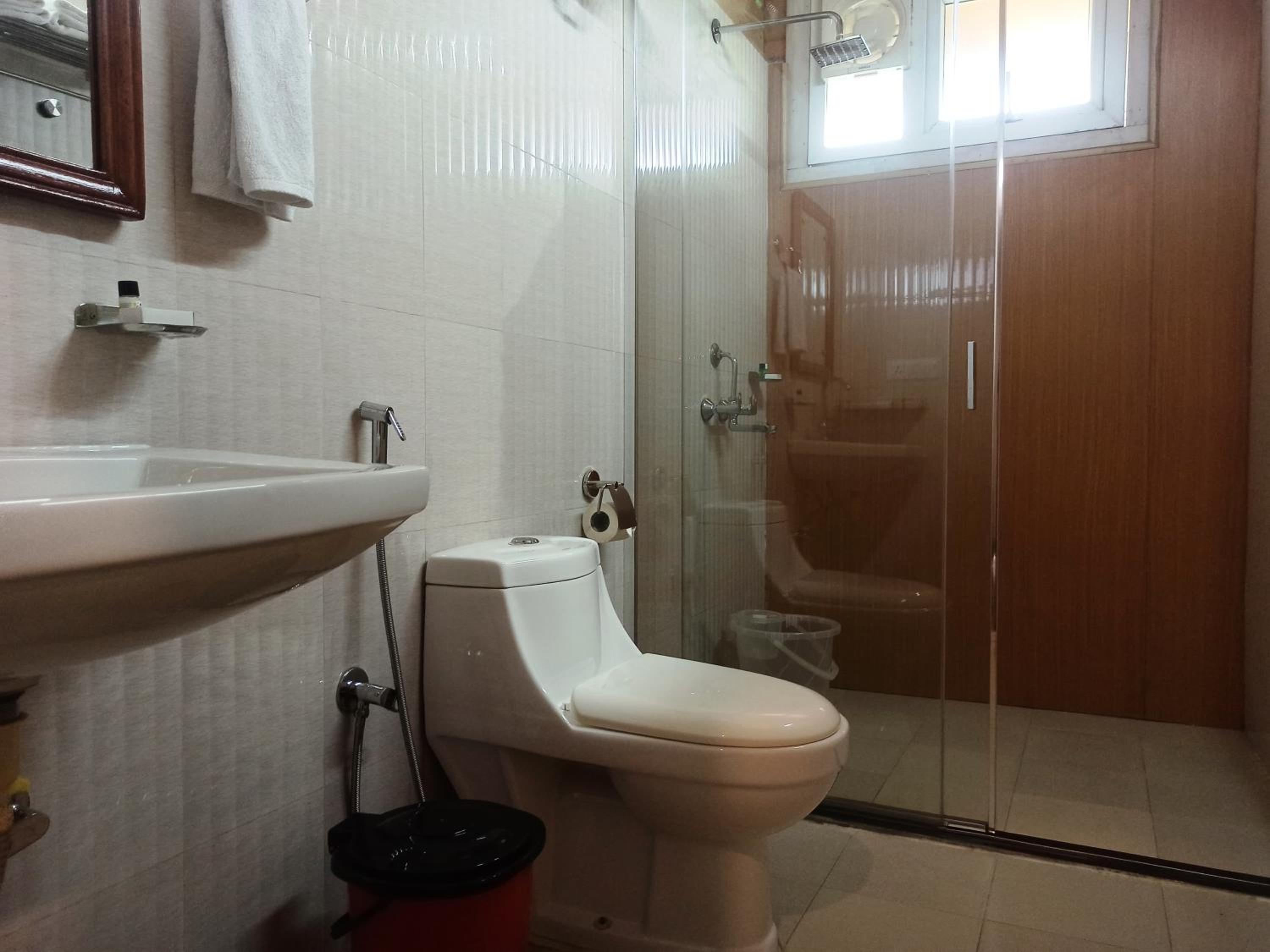Deluxe King Room photo 3