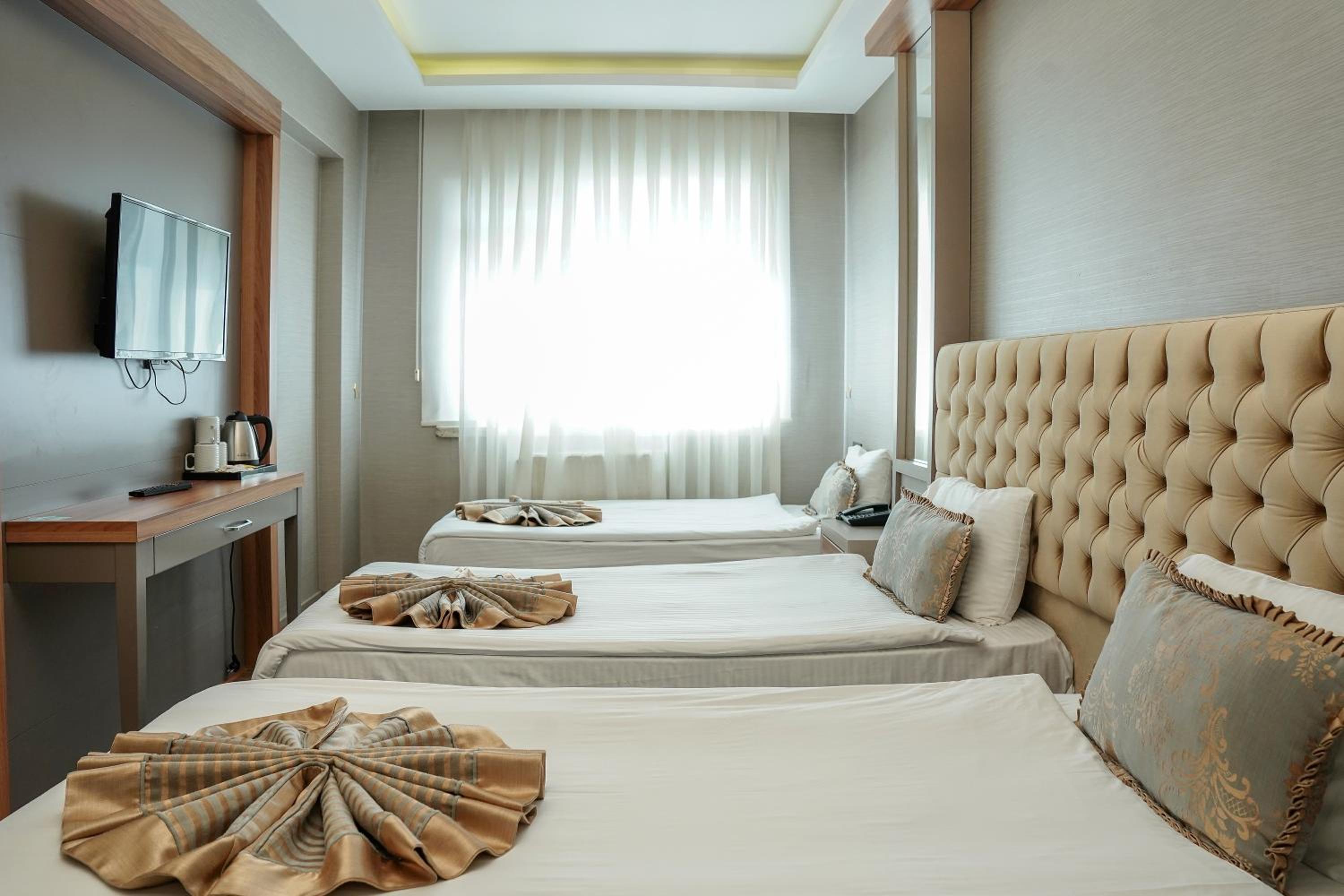 Standard Quadruple Room photo 2