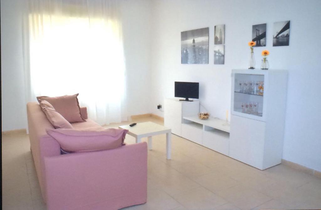 Two-Bedroom House photo 3