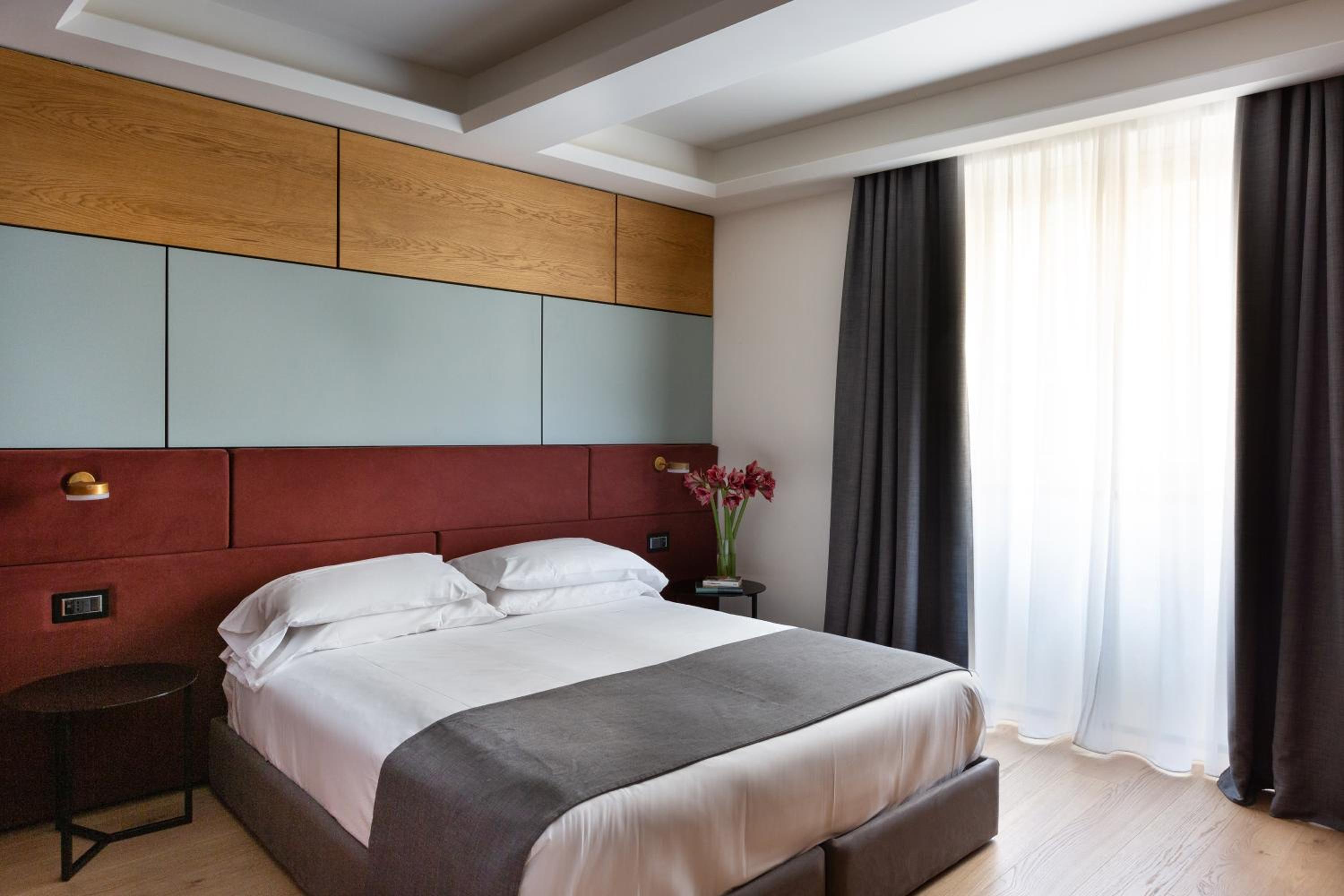 Premium Triple Room - Photo 12
