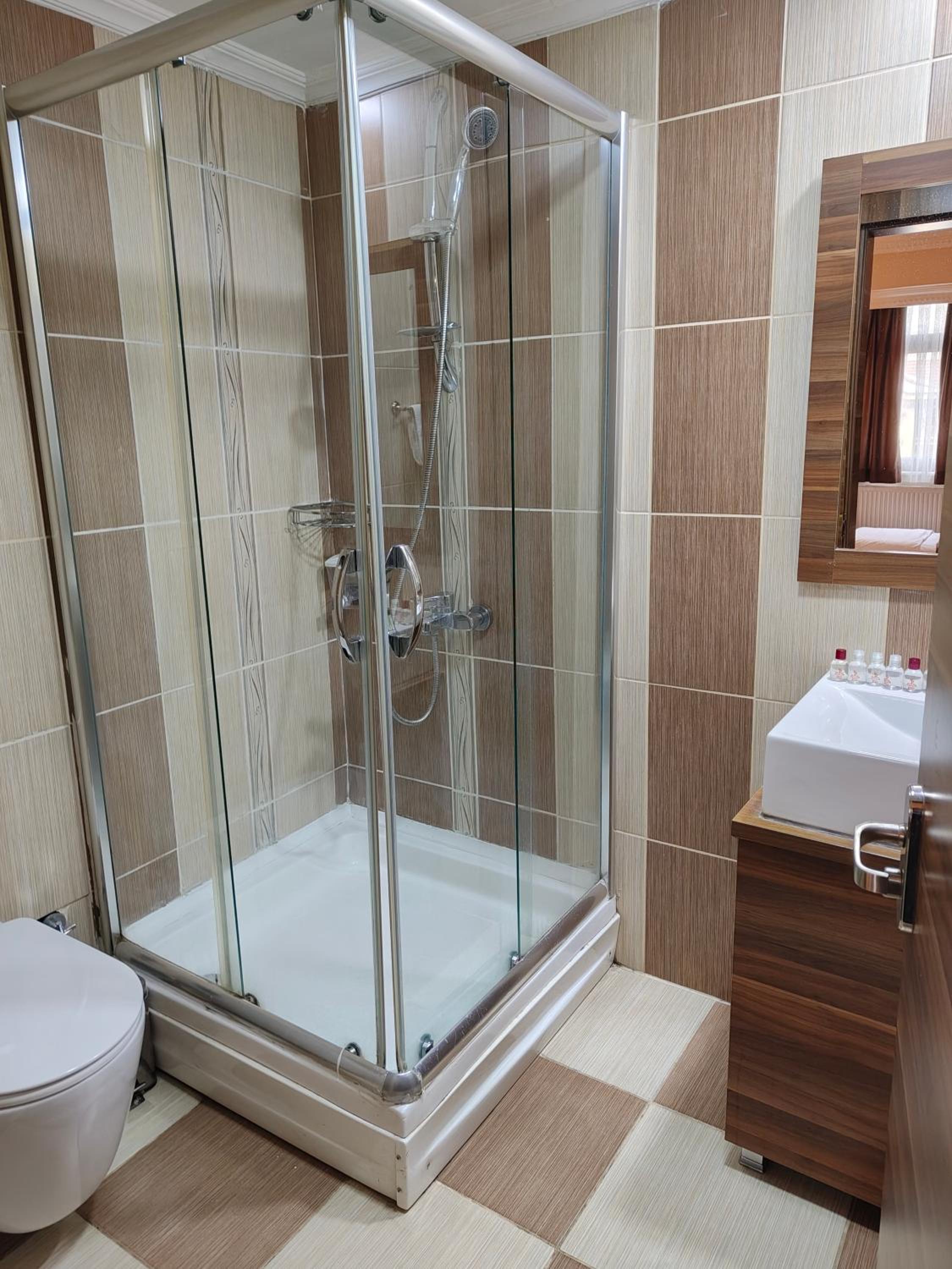 Standard Double or Twin Room photo 2