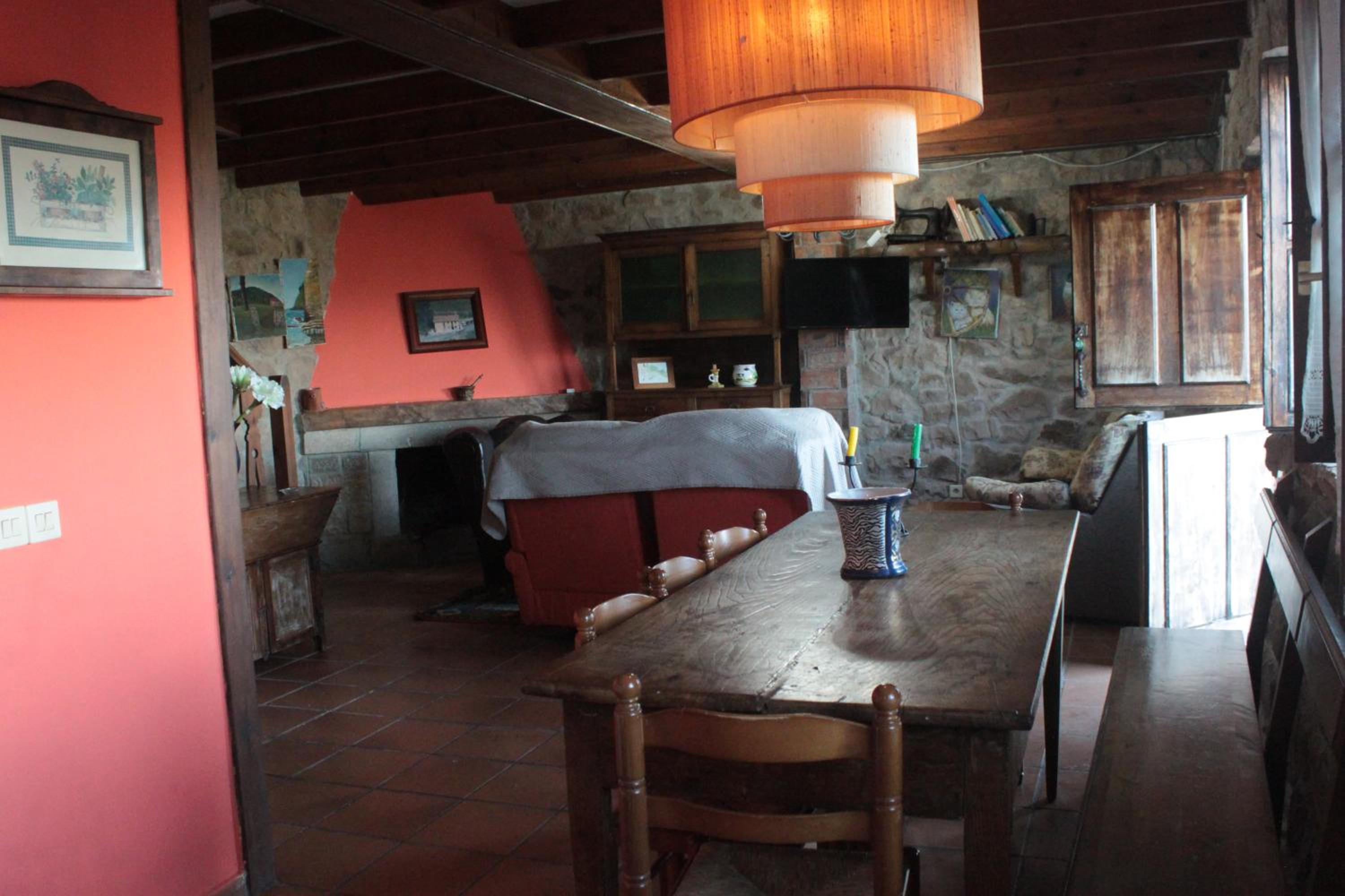 Casa de cinco habitaciones