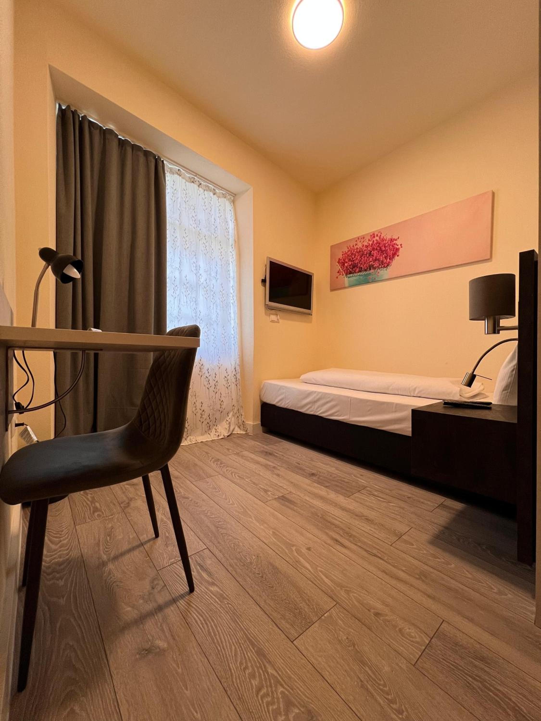 Deluxe Single Room photo 1