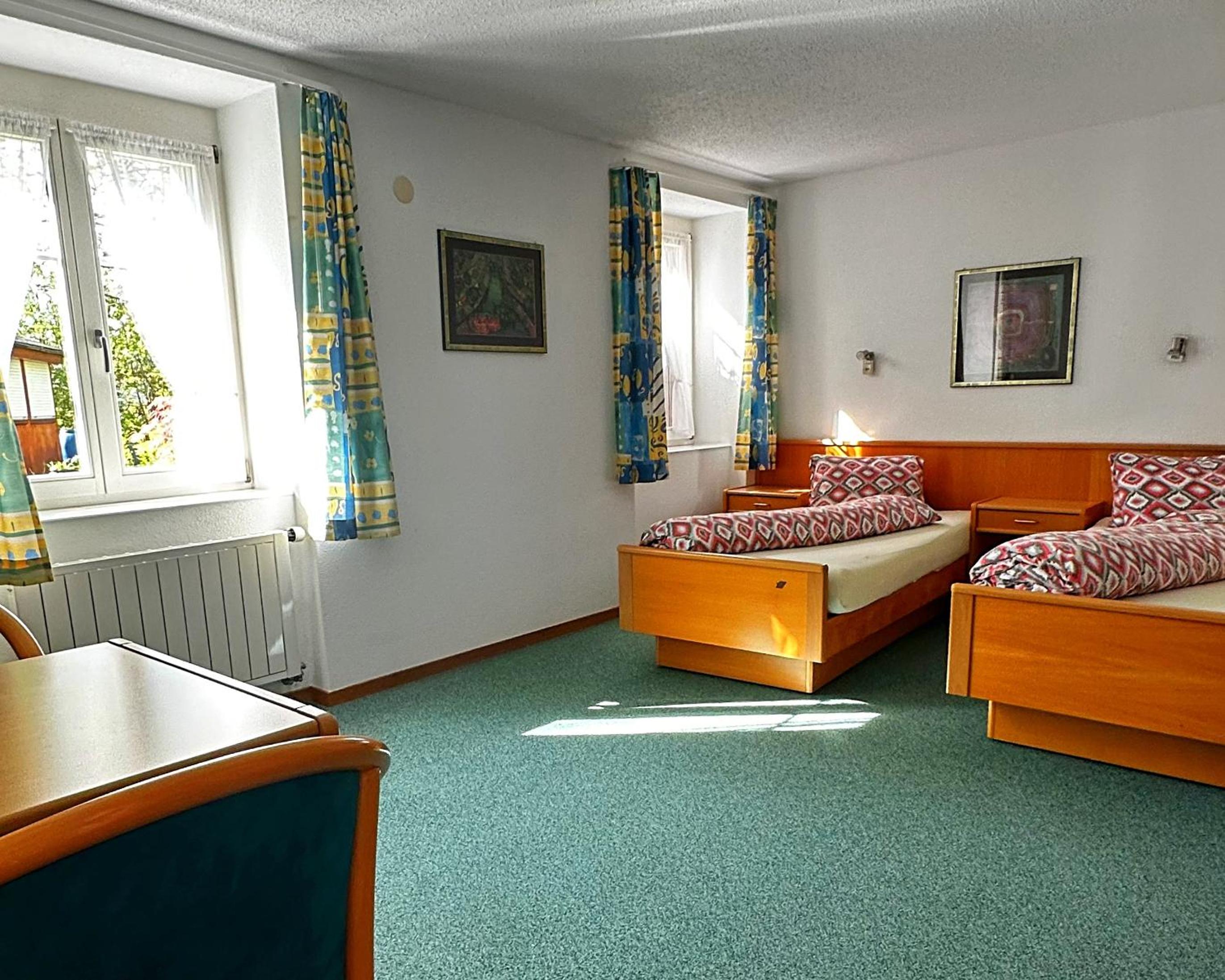 Standard Double Or Twin Room - Photo 8