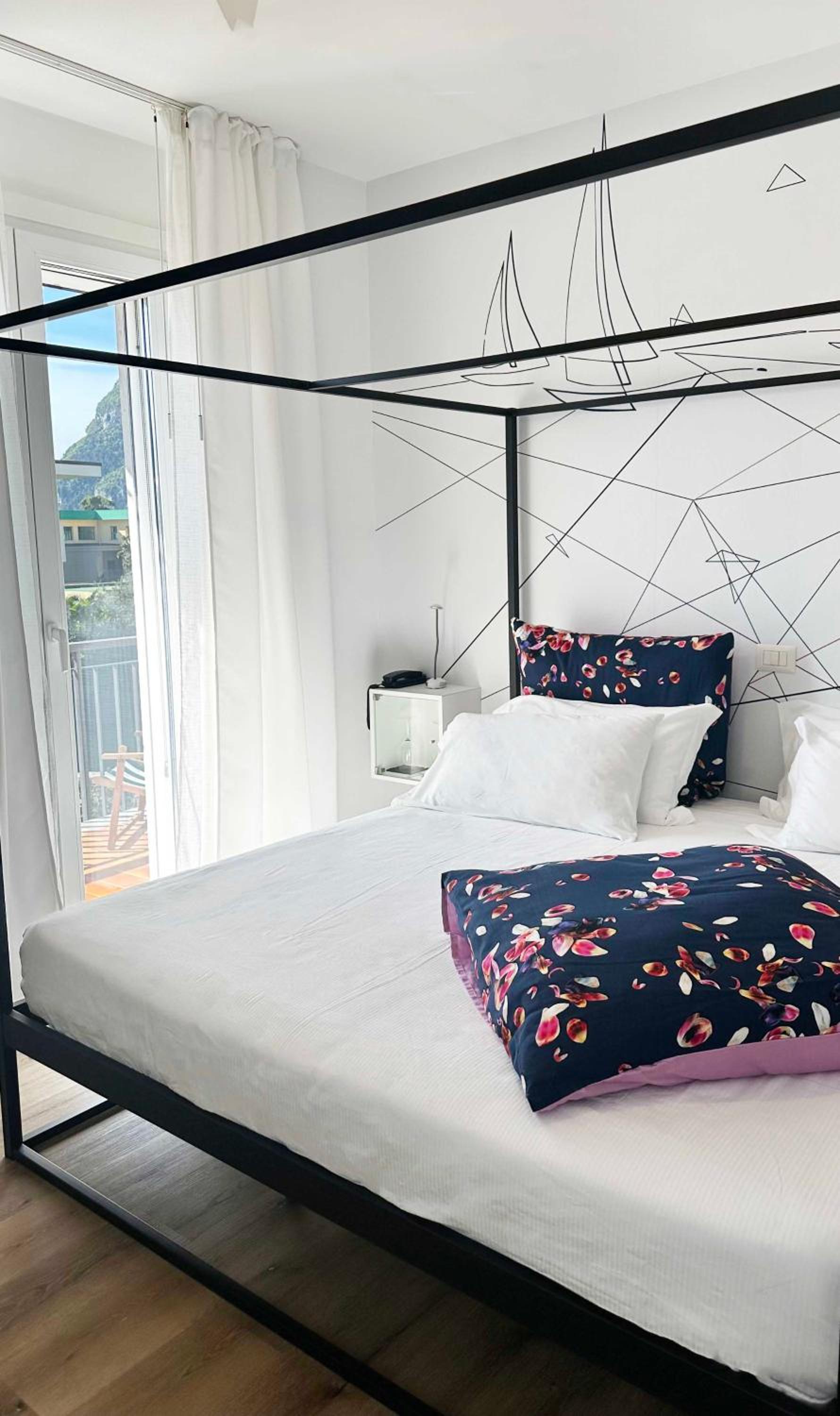 Deluxe Double or Twin Room  - Photo 3